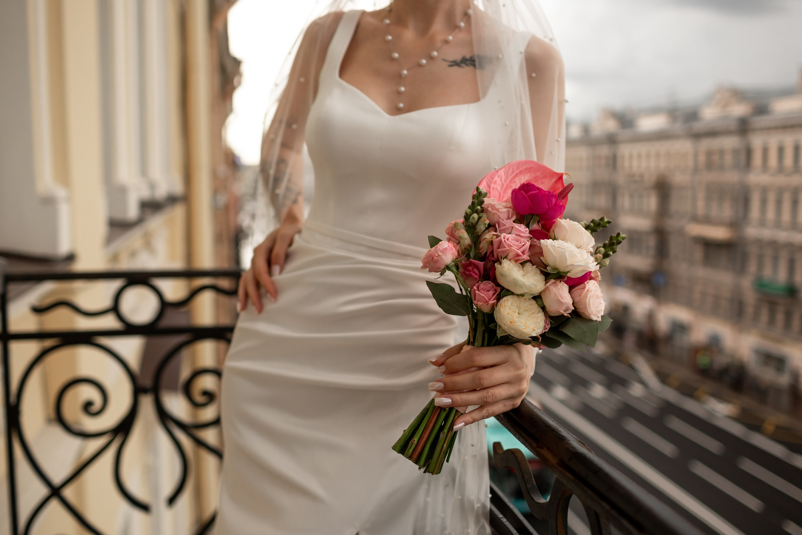 Свадебная фотосессия во дворцах Петербурга. Свадебный фотограф Кирилл Белый