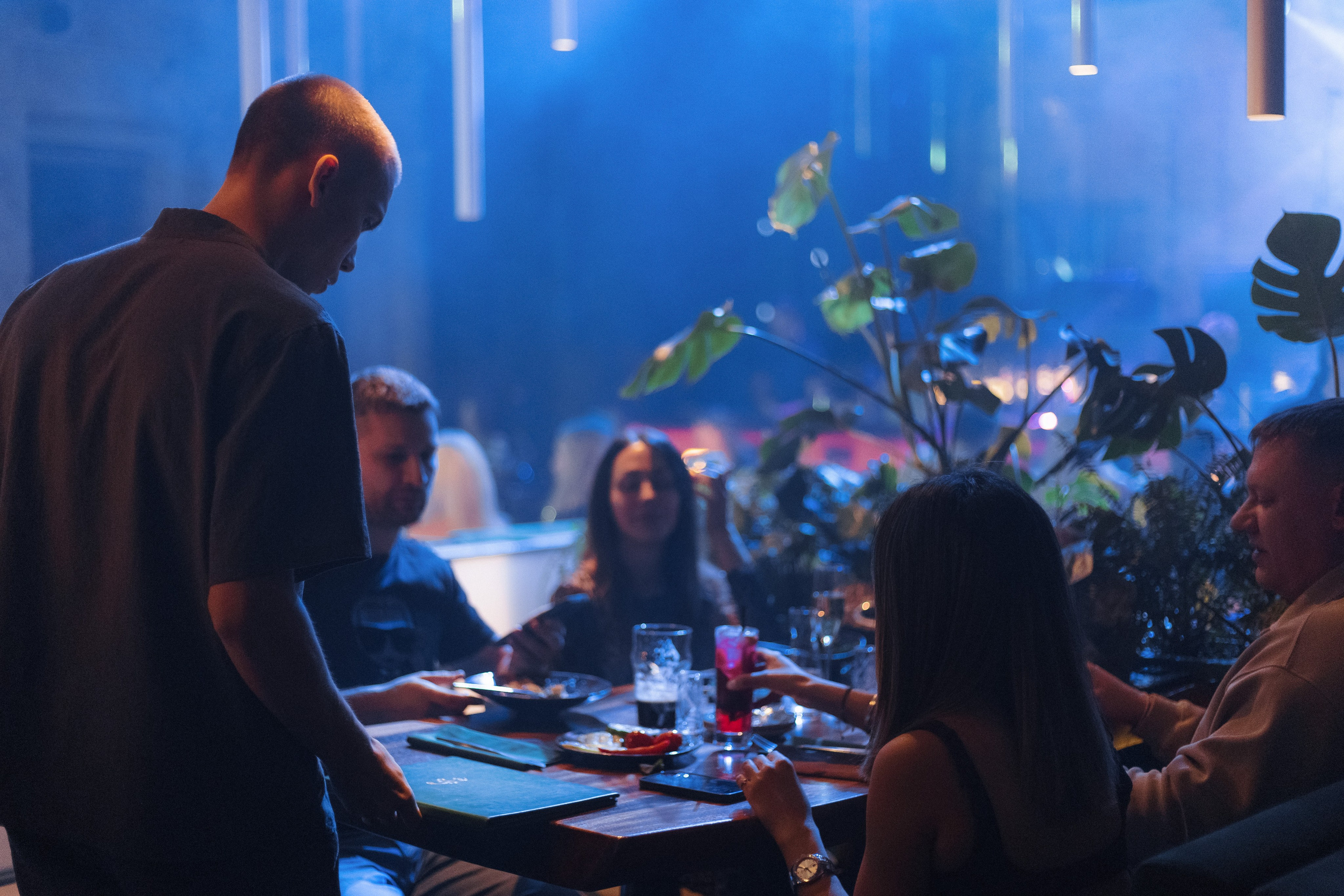 Ресторану ЭХО 10 ЛЕТ. СВОИ. ФОТООТЧЕТЫ-СОБЫТИЯ-МЕСТА