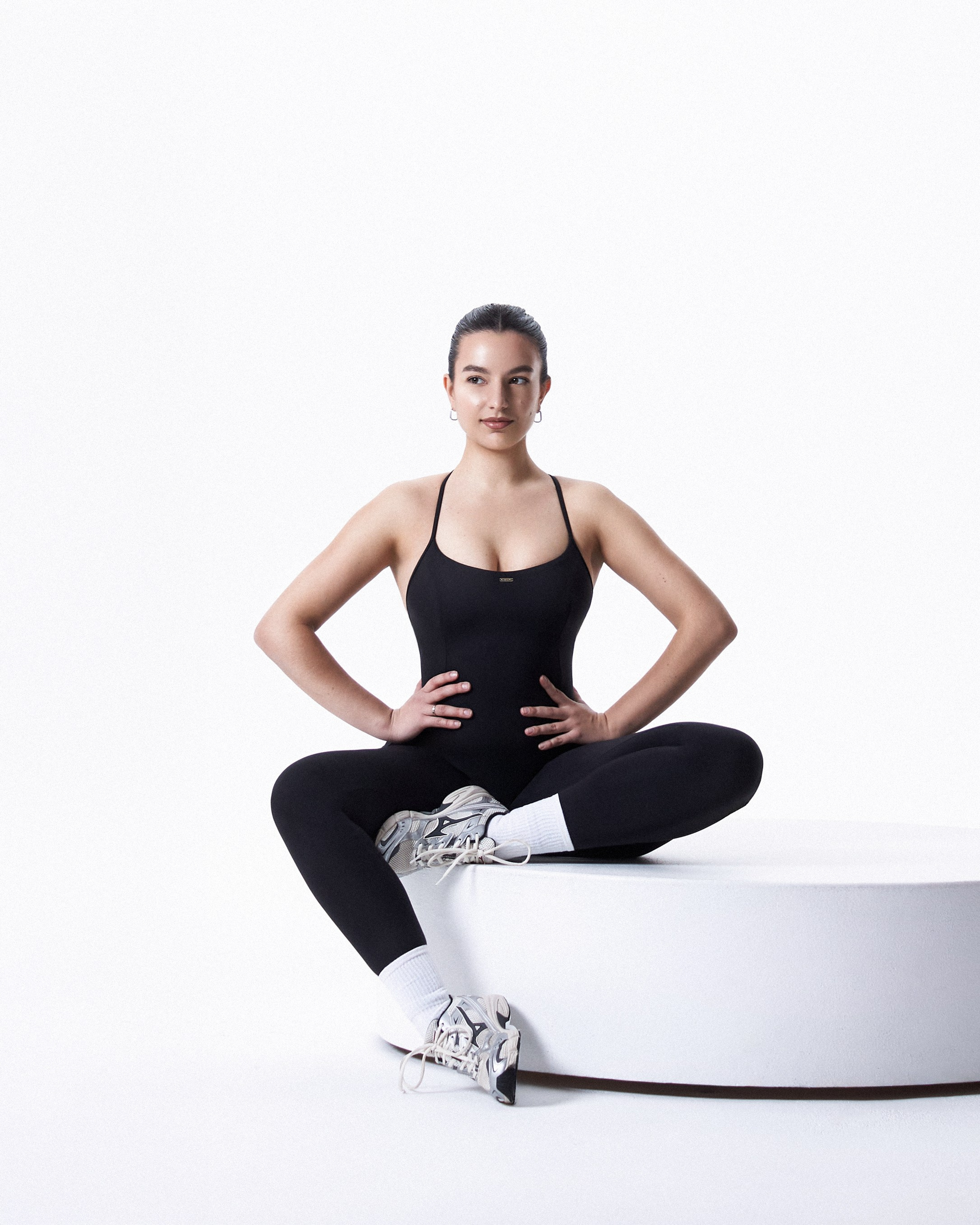 INDIVIDUAL & CREATIVE. VERONIKA TIKHOMIROVA | PHOTOGRAPHER