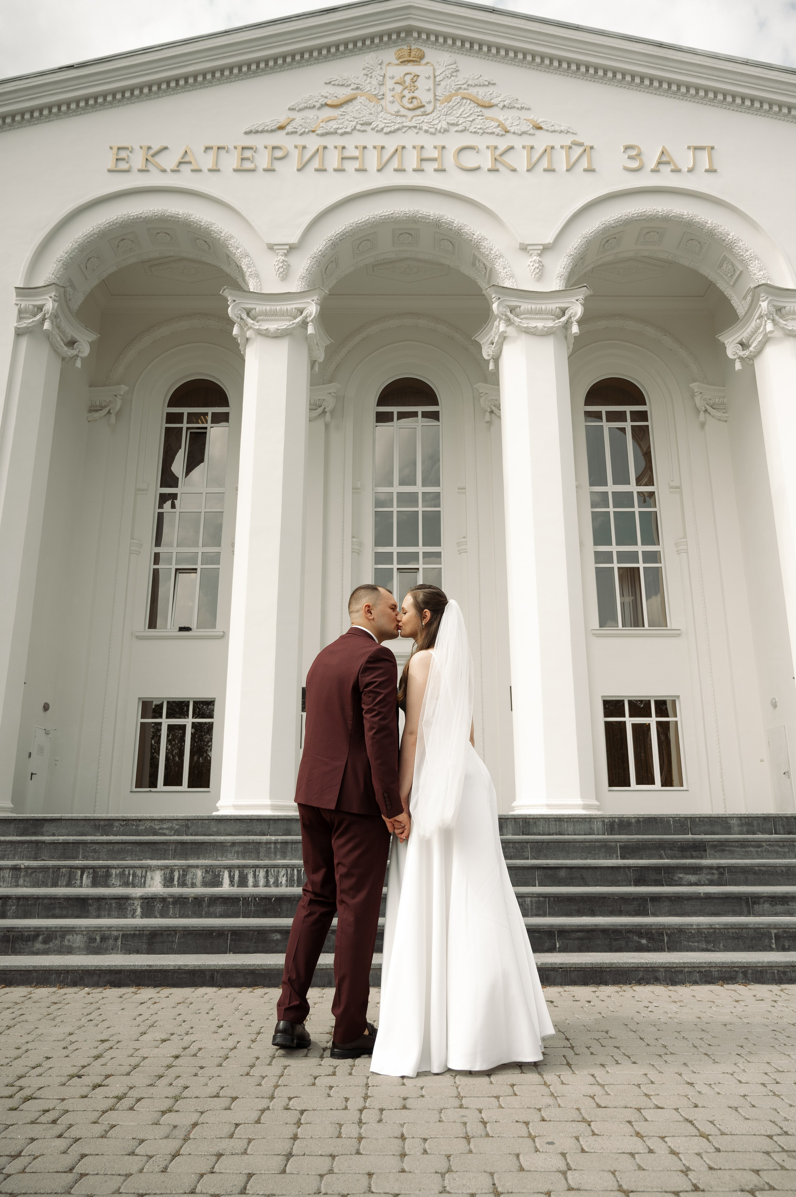 Загс (студия и прогулка). Свадебный и семейный фотограф в Краснодаре Алина Мельник