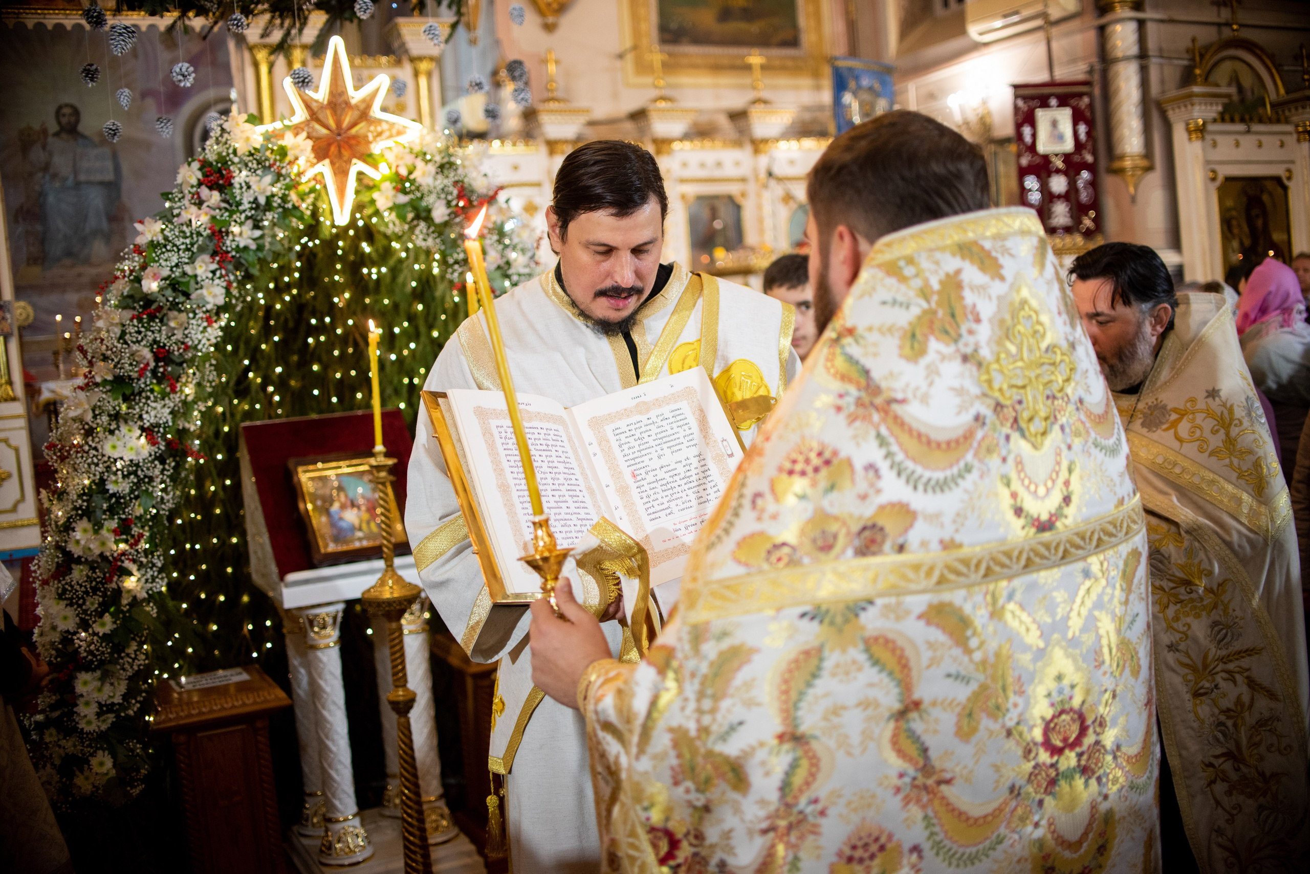 Литургия на Рождество 6.01.2023. Семейный и свадебный фотограф в Феодосии и Коктебеле