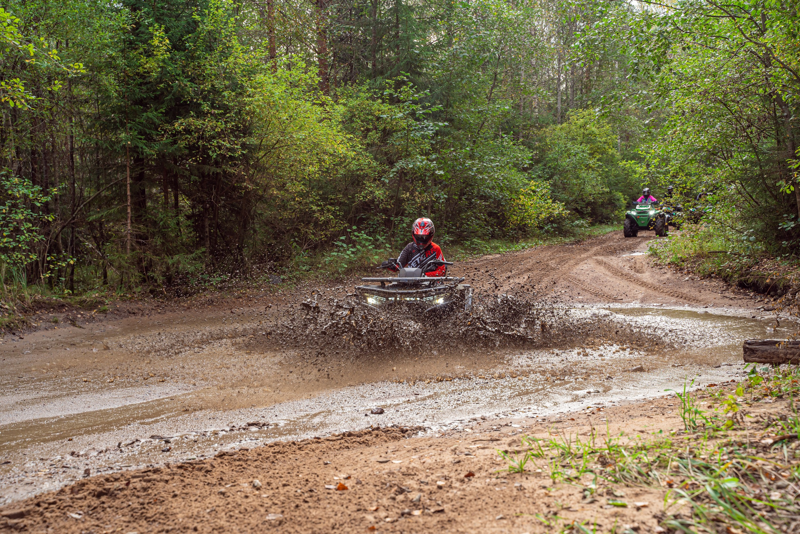 Квадровыезд —спортивный репортаж в Ленинградской области. Свадебный, семейный, портретный, репортажный фотограф в Санкт-Петербурге