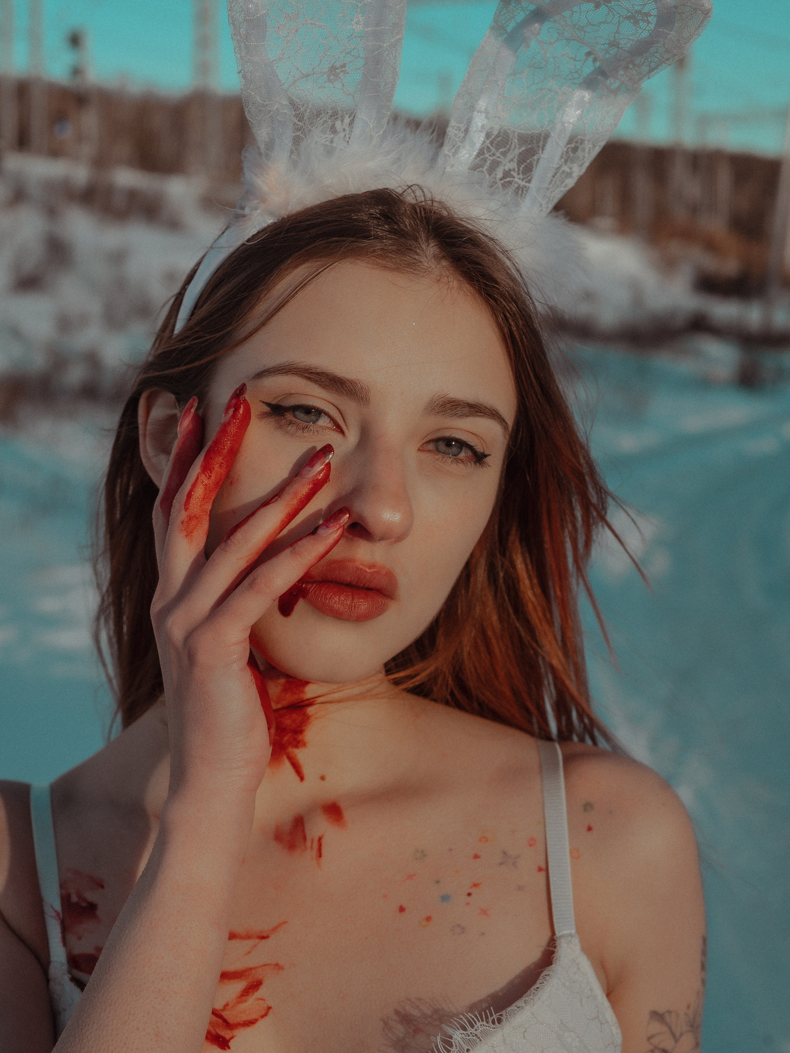 Анна. Женский фотограф. Создатель украшений ручной работы. Модель