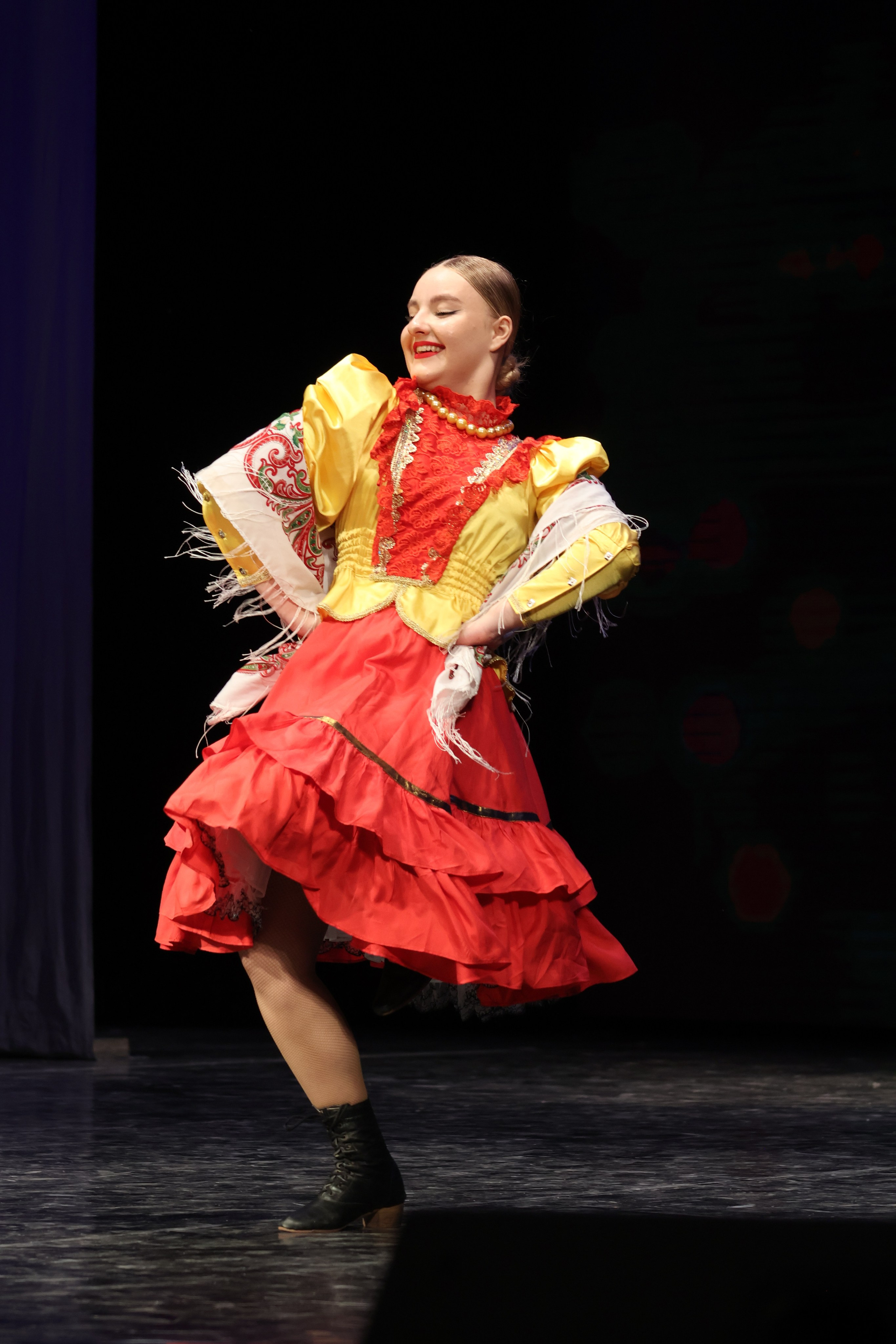 13 апреля, г. Томск. Золотое яблочко