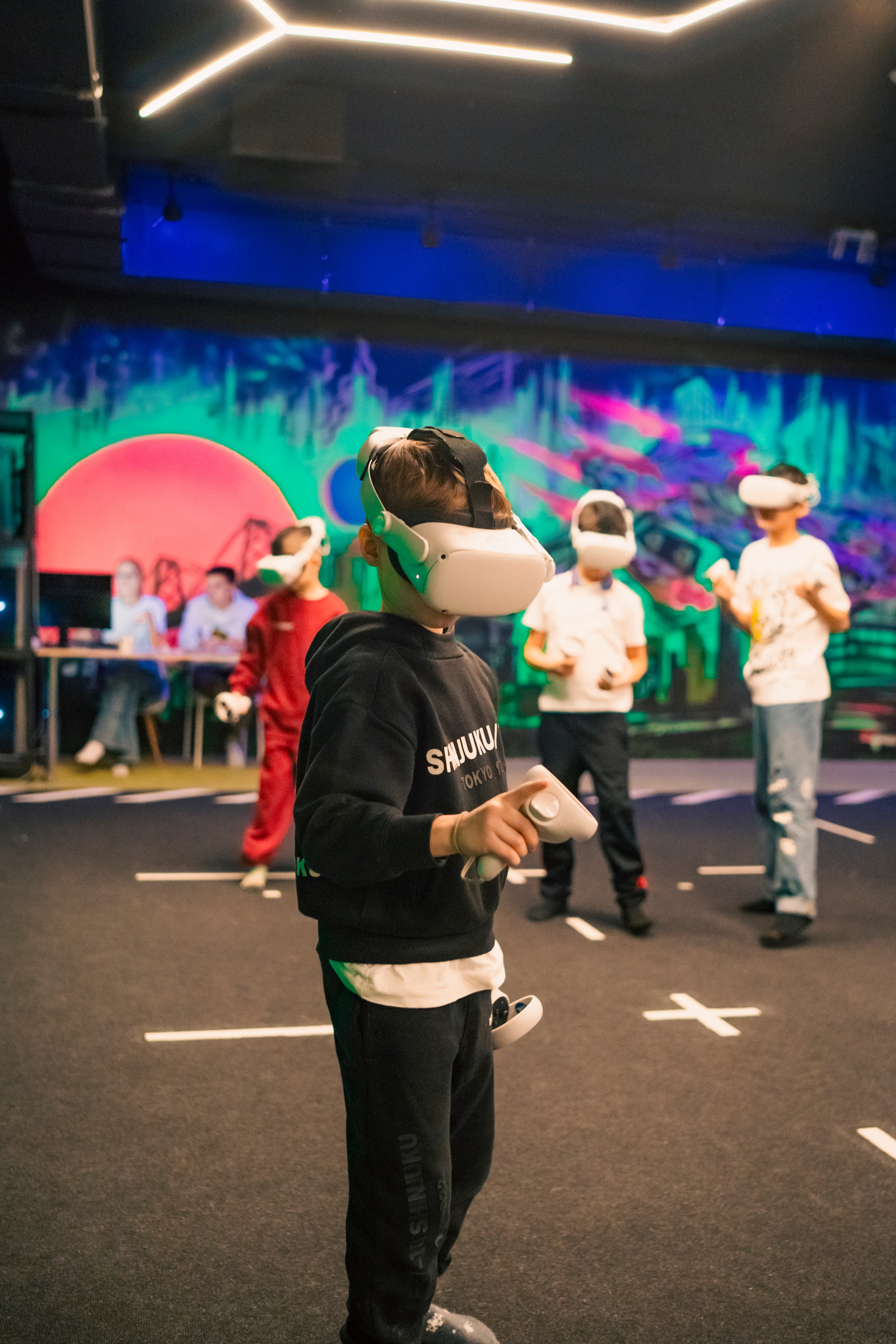 VR (November-December 2024). Felixtones