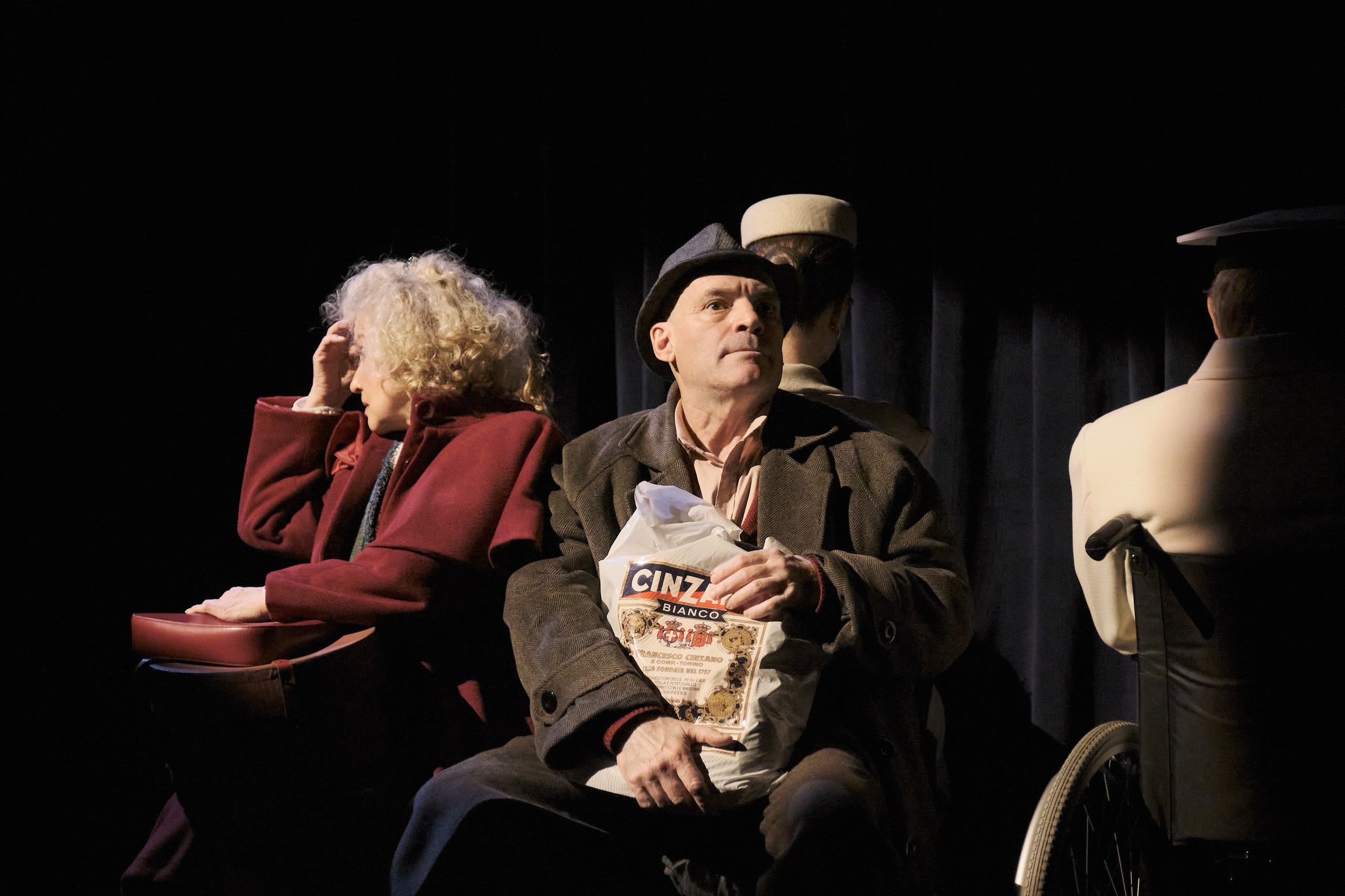 Театральная фотосъемка спектакля Джинджер и Фред