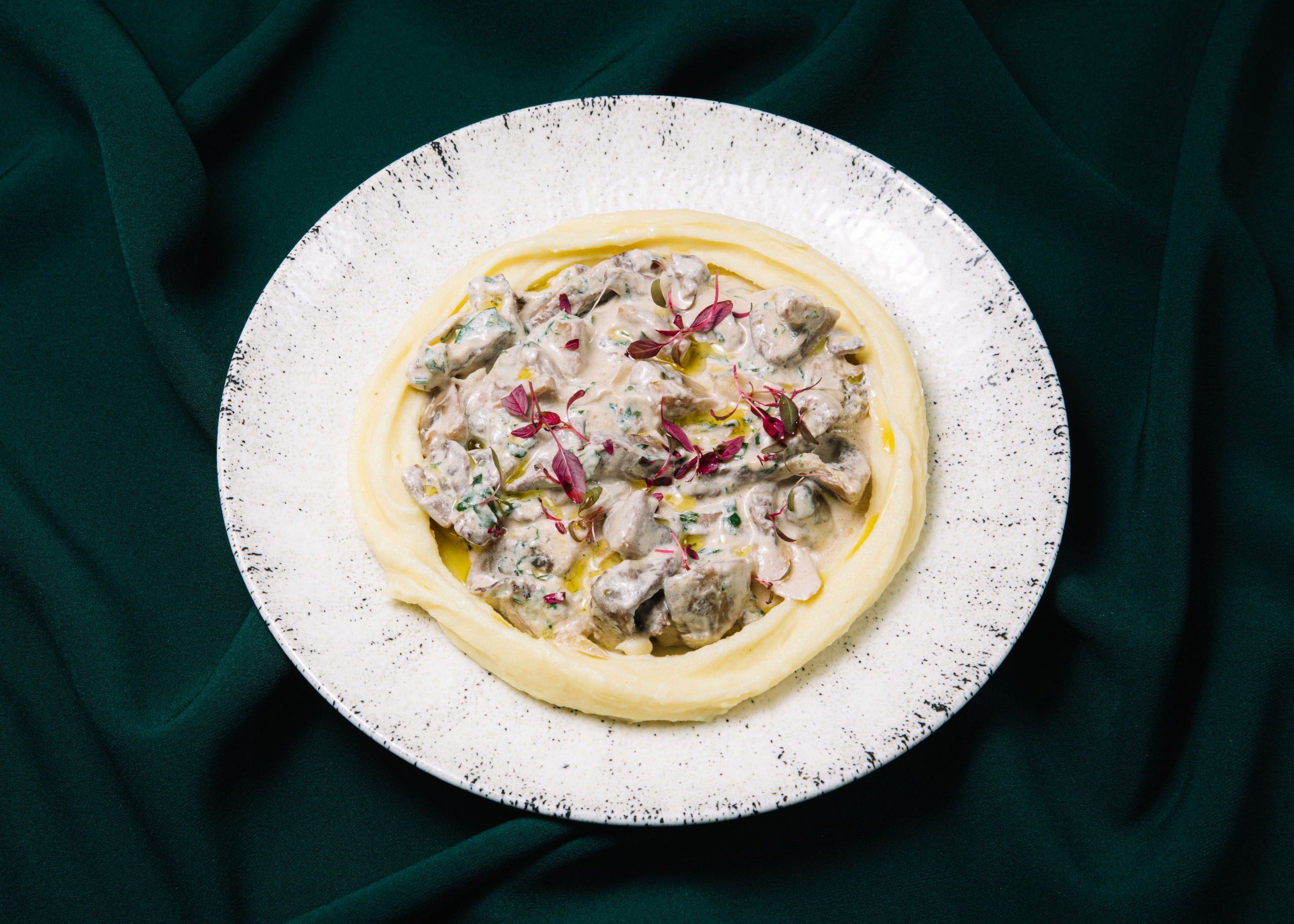 FABRIQUE. Творческие съемки, свадебные, love story, предметная, фуд фото