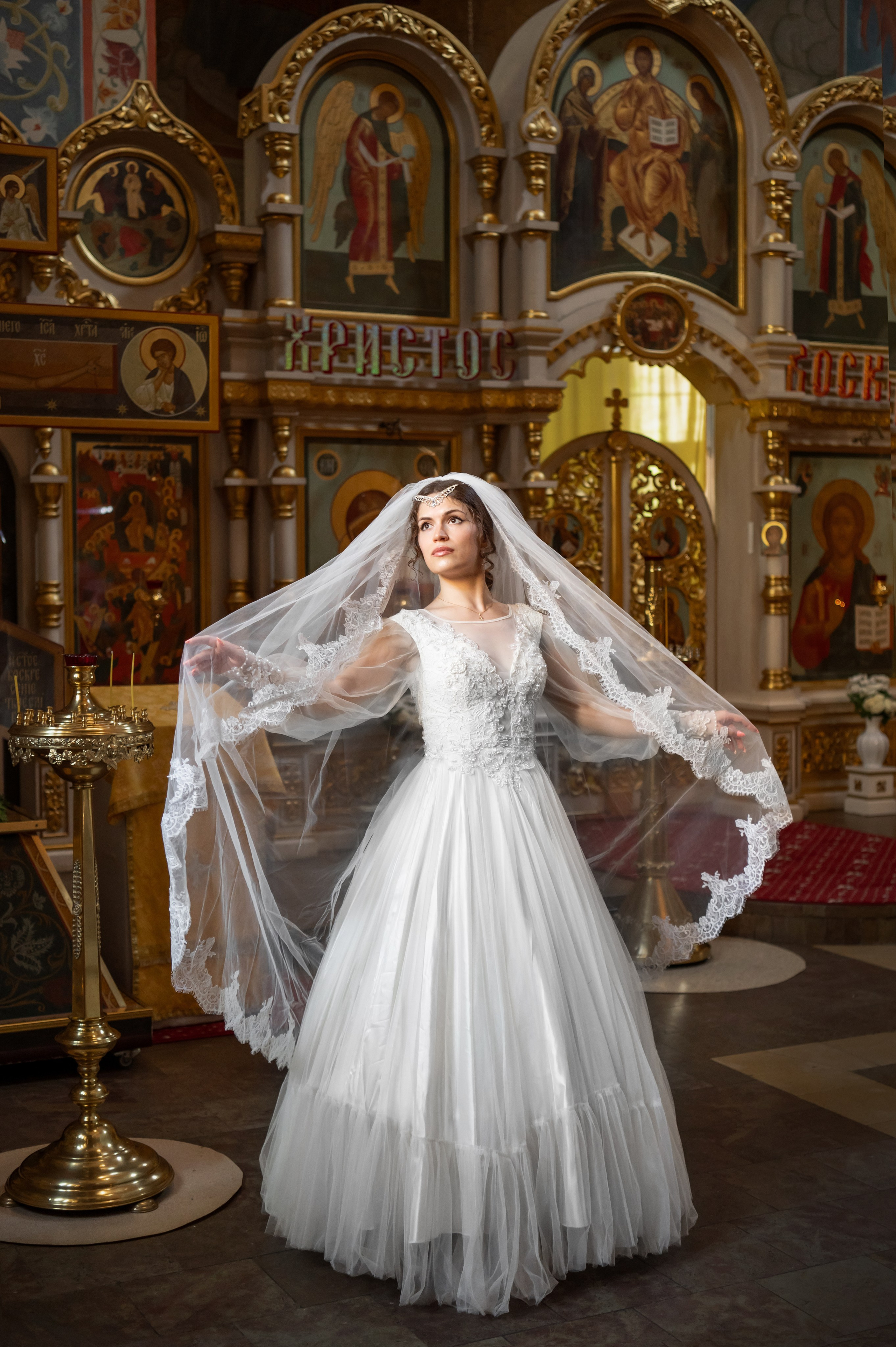 Таинство Венчания. Церковь Святых мучеников, бессребреников и чудотворцев Космы и Дамиана в г. Жуковский. Детский и семейный фотограф г. Москва Оксана Катаджи