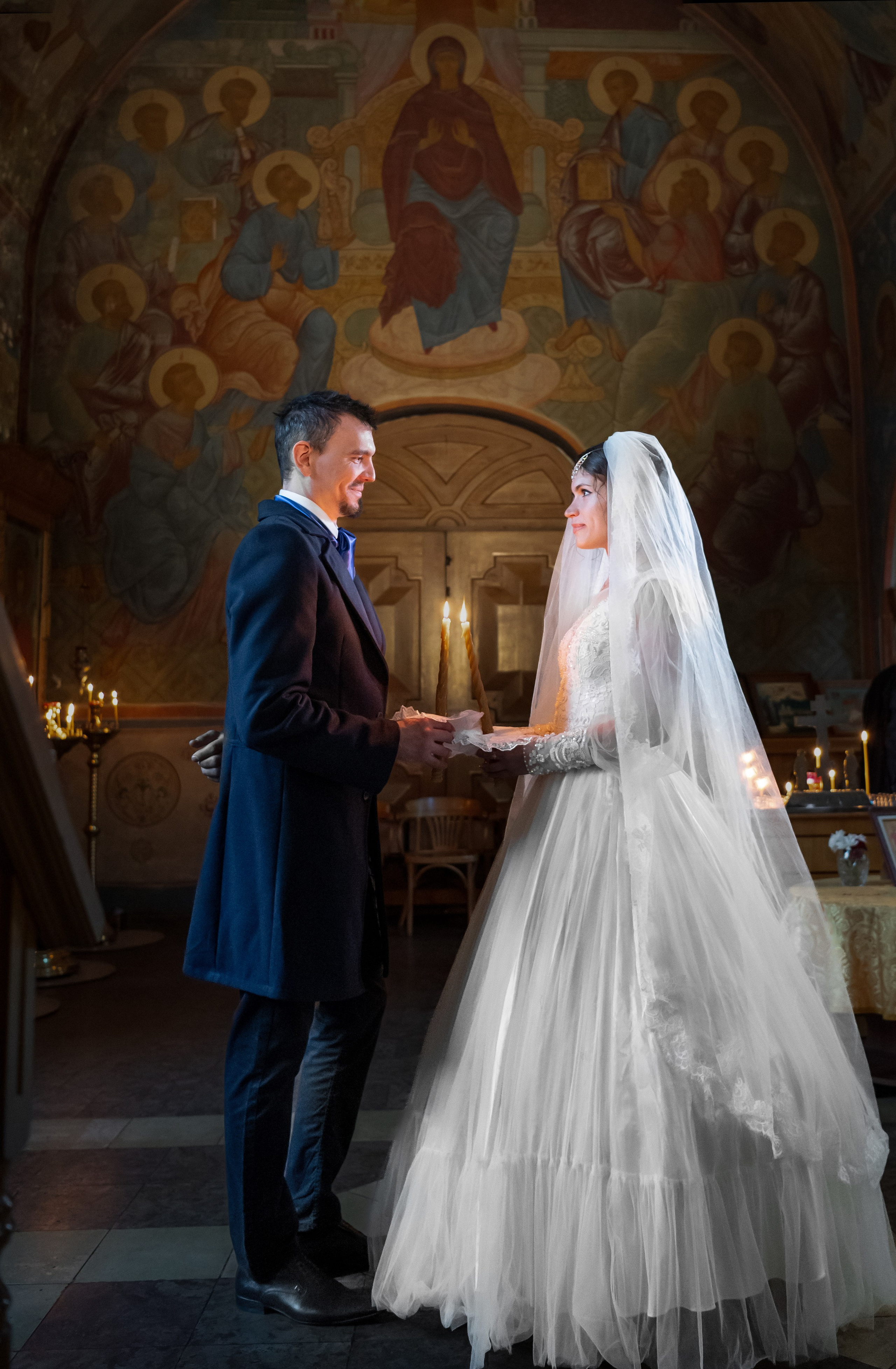 Таинство Венчания. Церковь Святых мучеников, бессребреников и чудотворцев Космы и Дамиана в г. Жуковский. Детский и семейный фотограф г. Москва Оксана Катаджи