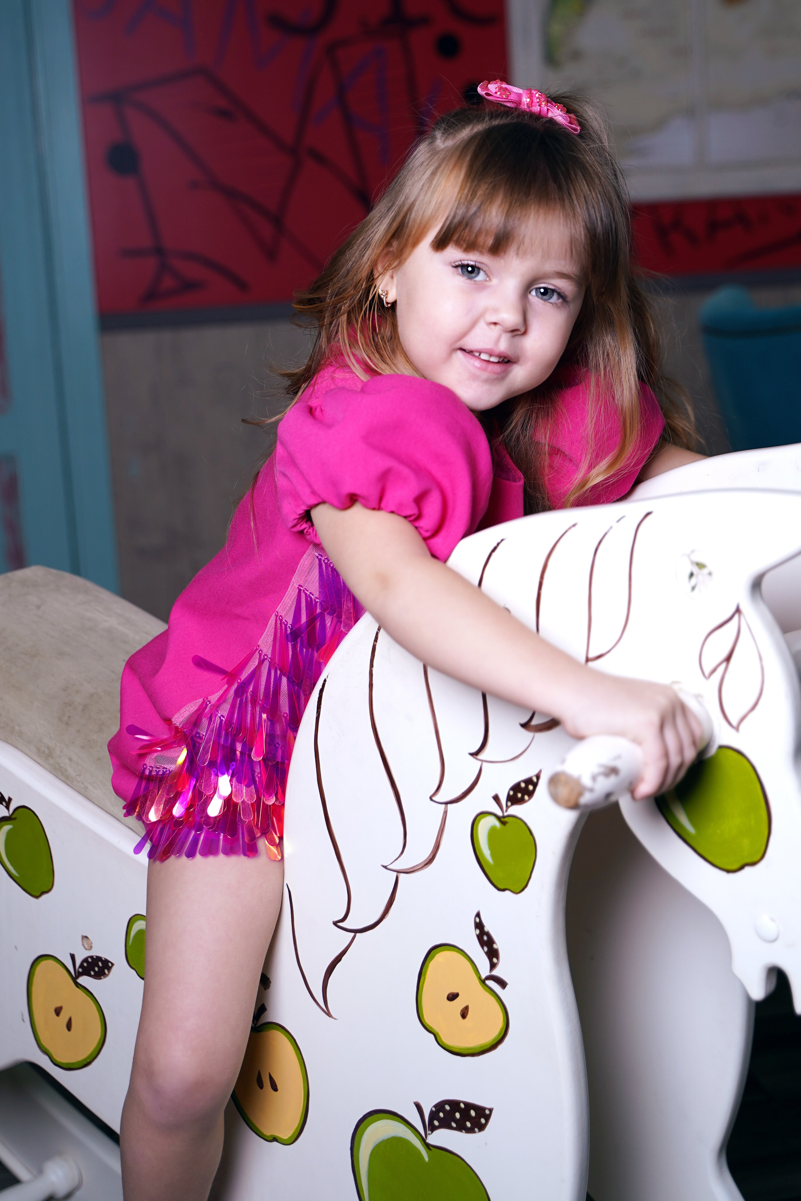 Топ-модель по-детски фотосессия в АндерСон. Фотограф Надежда Жемкова. Фотосъёмка, ретушь, фотомонтаж для вас и вашего бизнеса