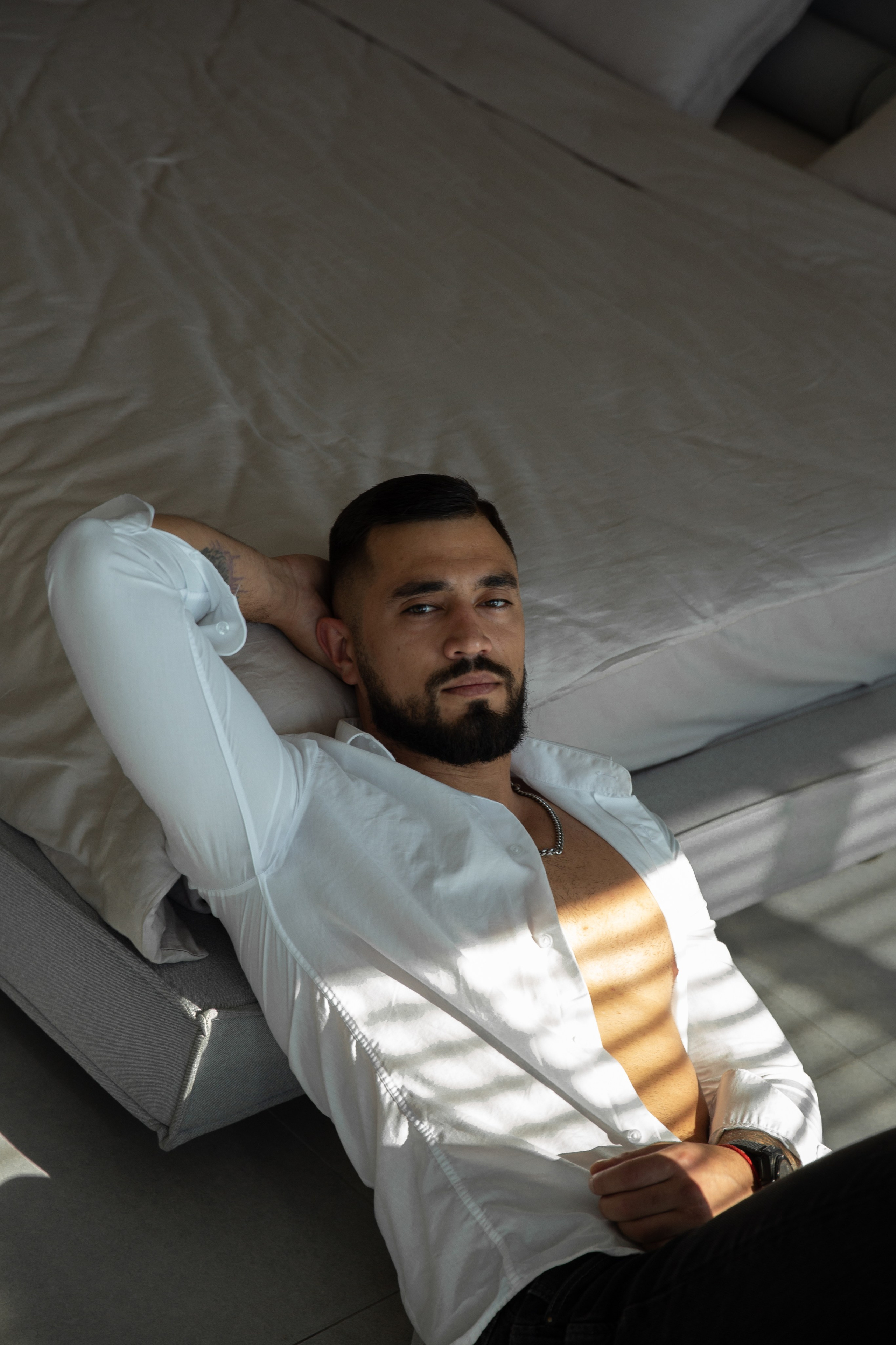 Вячеслав, 183 см, 48-50 р-р. KED Production — продакшн из СПб. Создаём фото, видео и контент, который помогает брендам и селлерам продавать больше