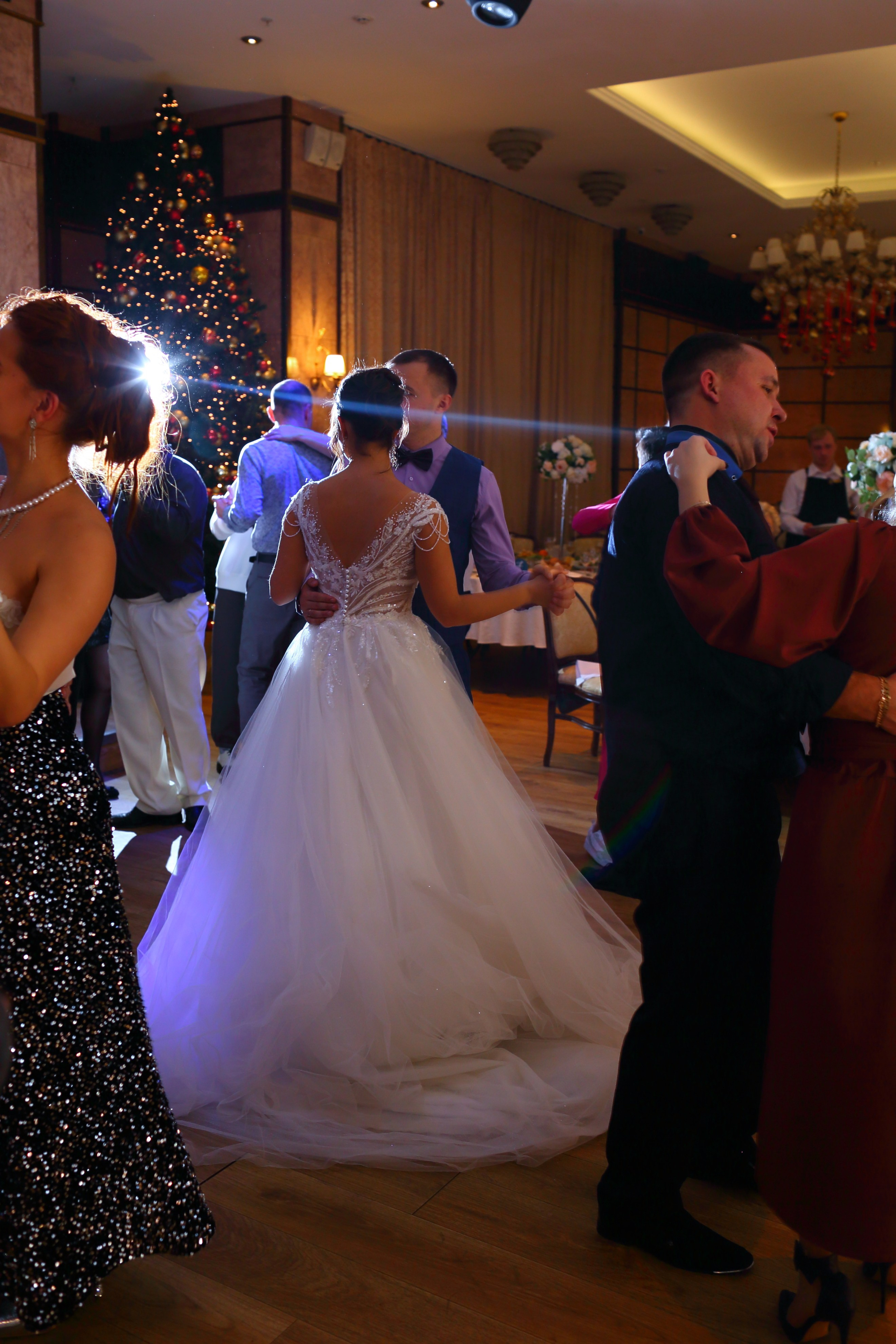 Съемка выездной регистрации в отеле. Свадебный и репортажный фотограф в Ярославле и Санкт-Петербурге Роман Микрюков