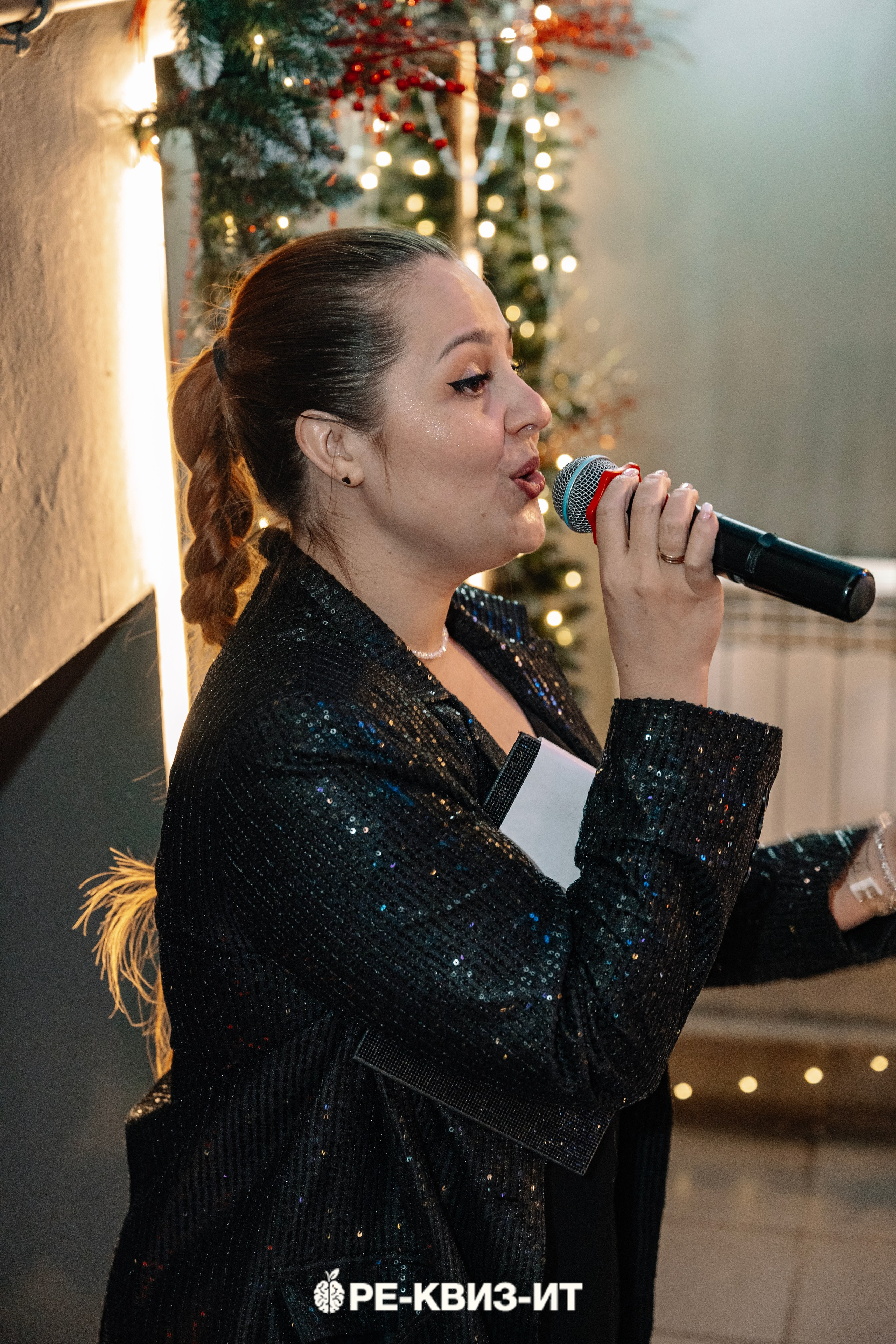 Реквизит — квиз в Зеленодольске и Волжске ZR cafe. Свадебный фотограф в Казани, и Зеленодольске Радик Мухаметов