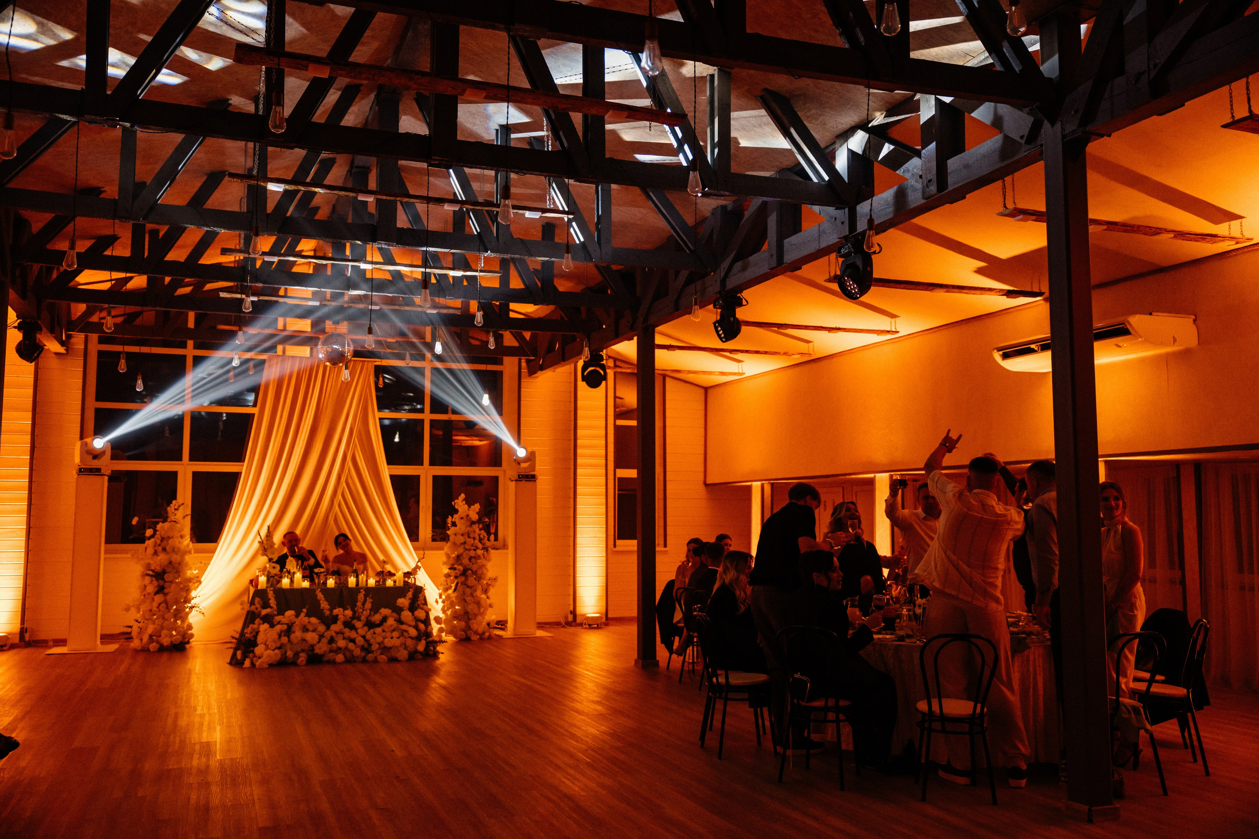 Три метра над уровнем неба. СВАДЕБНЫЙ И РЕПОРТАЖНЫЙ ФОТОГРАФ | МИНСК, БЕЛАРУСЬ| ЮЛИАНА ВАСИЛЬКОВА