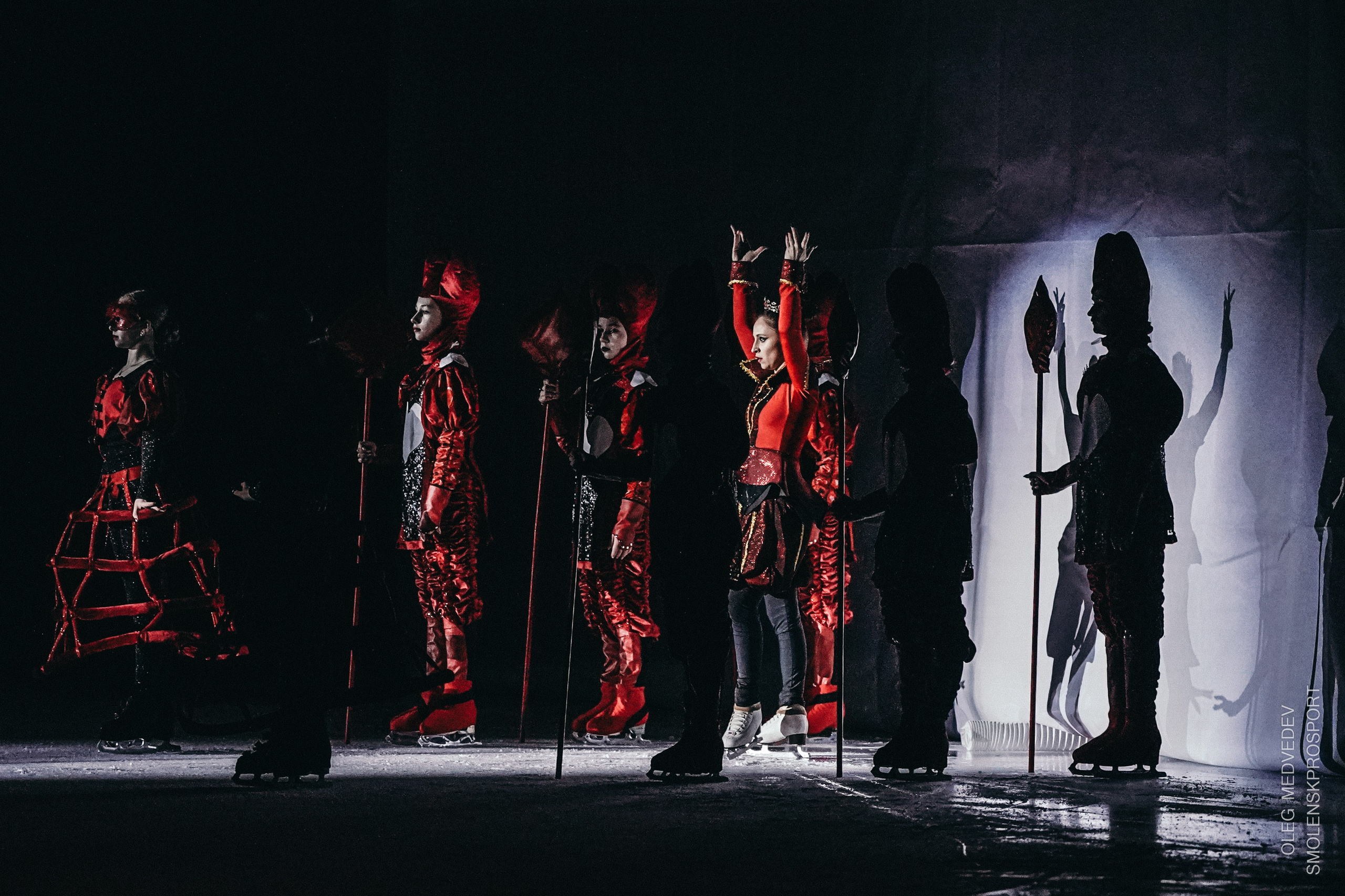 Алиса в стране чудес шоу на льду. Спортивный фотограф Олег Медведев | prosport67 | Смоленск