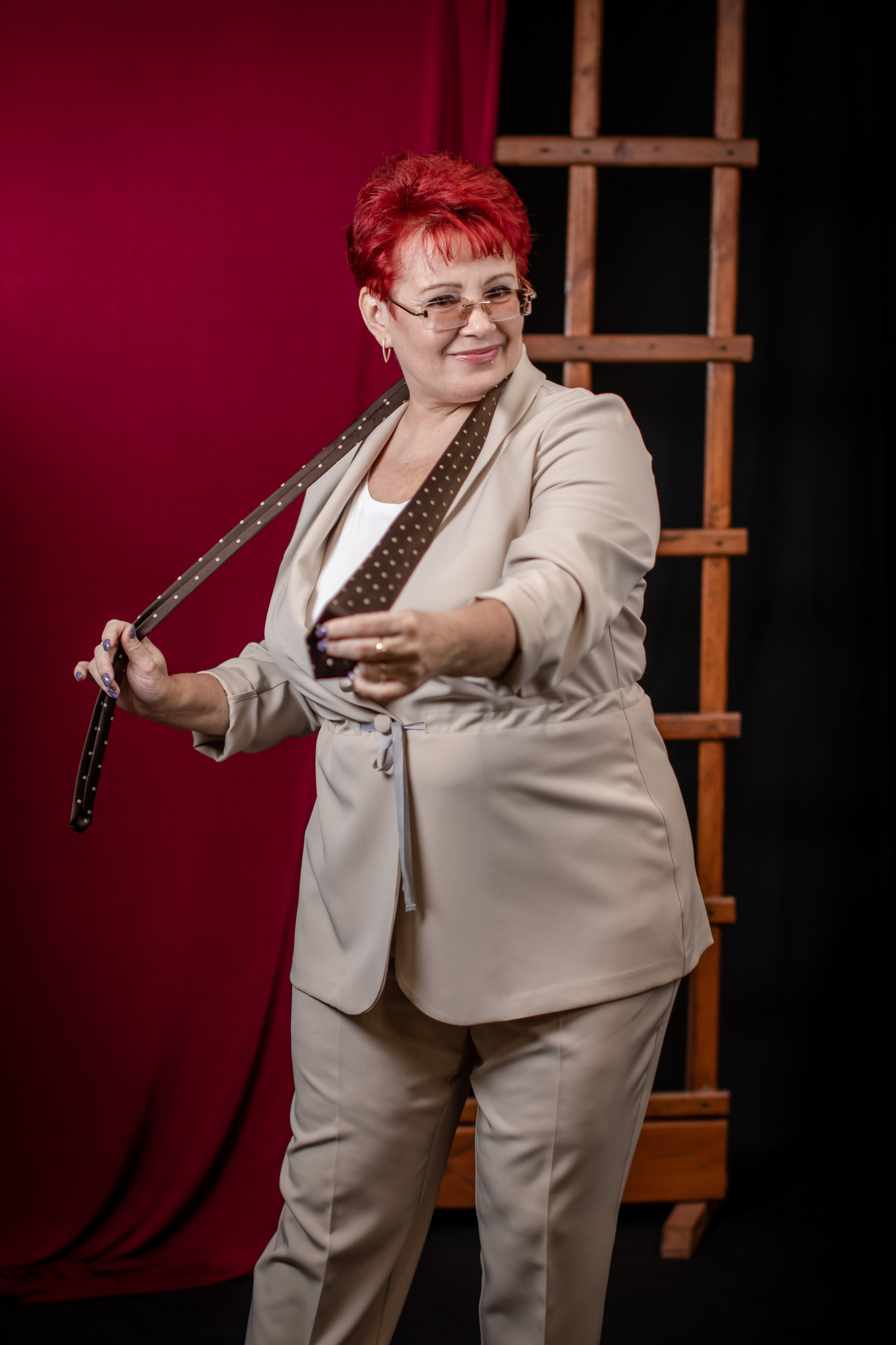 Ведущая праздников Инна. Фотограф в Сузуне — Зоя Попова (Собственная фотостудия)