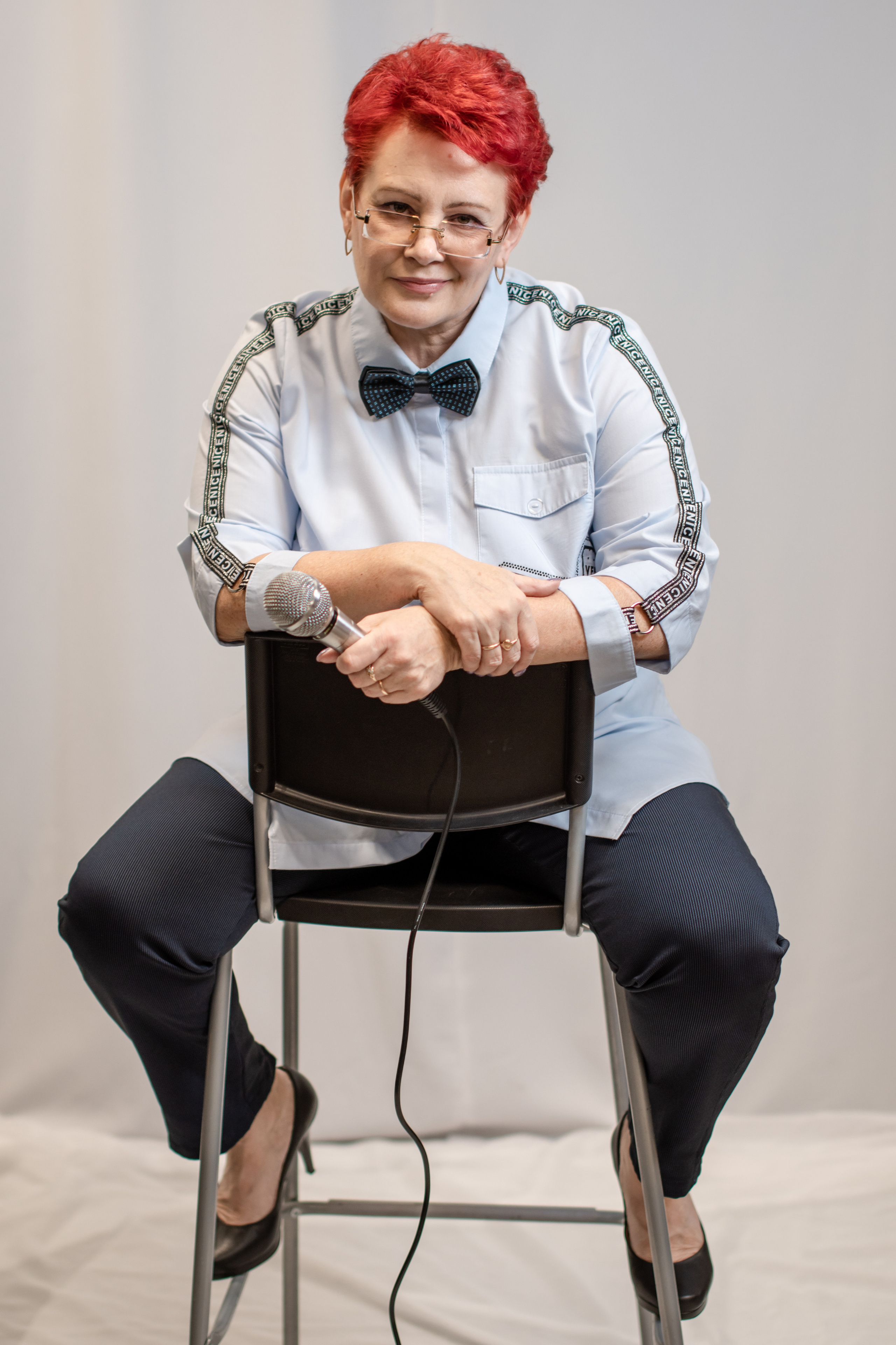 Ведущая праздников Инна. Фотограф в Сузуне — Зоя Попова (Собственная фотостудия)