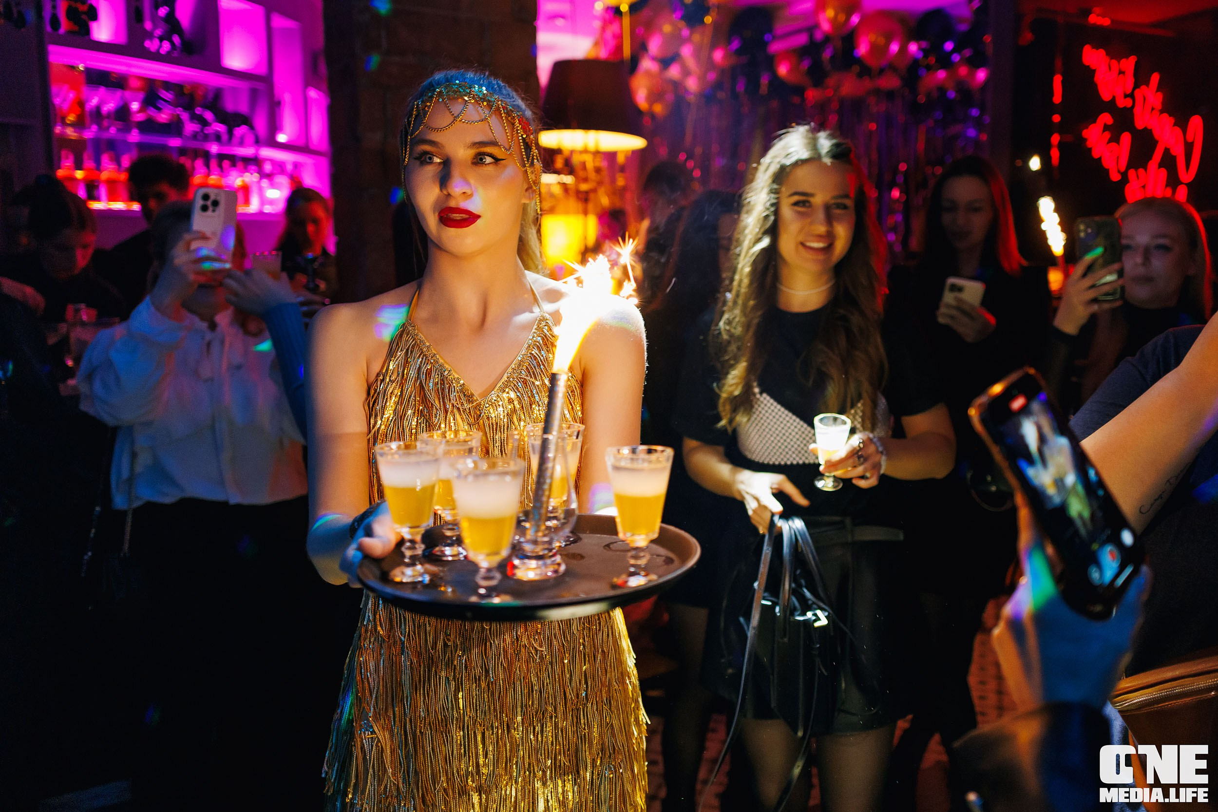 Фоторепортаж из караоке-клуба Белгравия. One Media Life: фоторепортажи, фотоотчеты с мероприятий и заведений