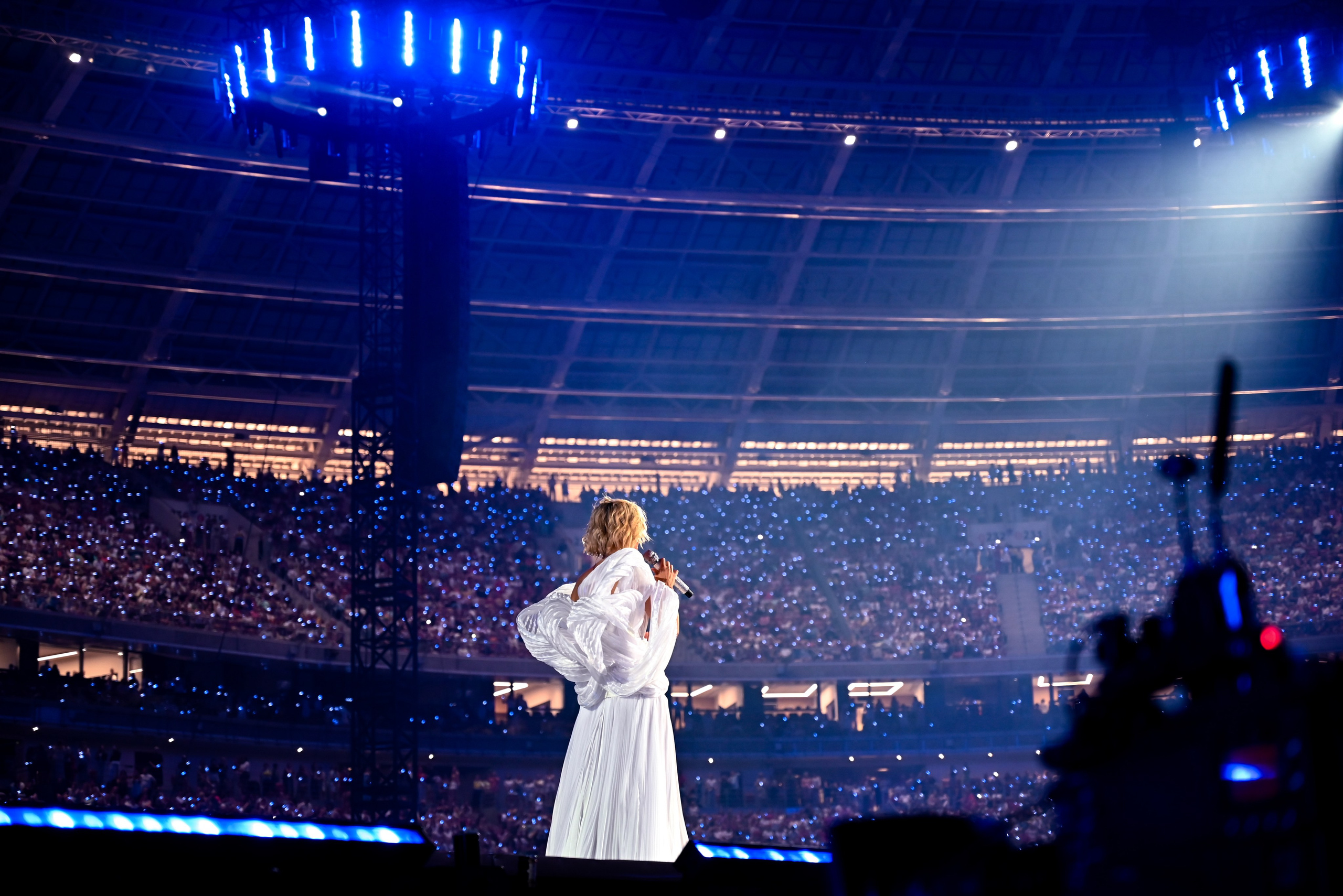 Полина Гагарина шоу Лужники