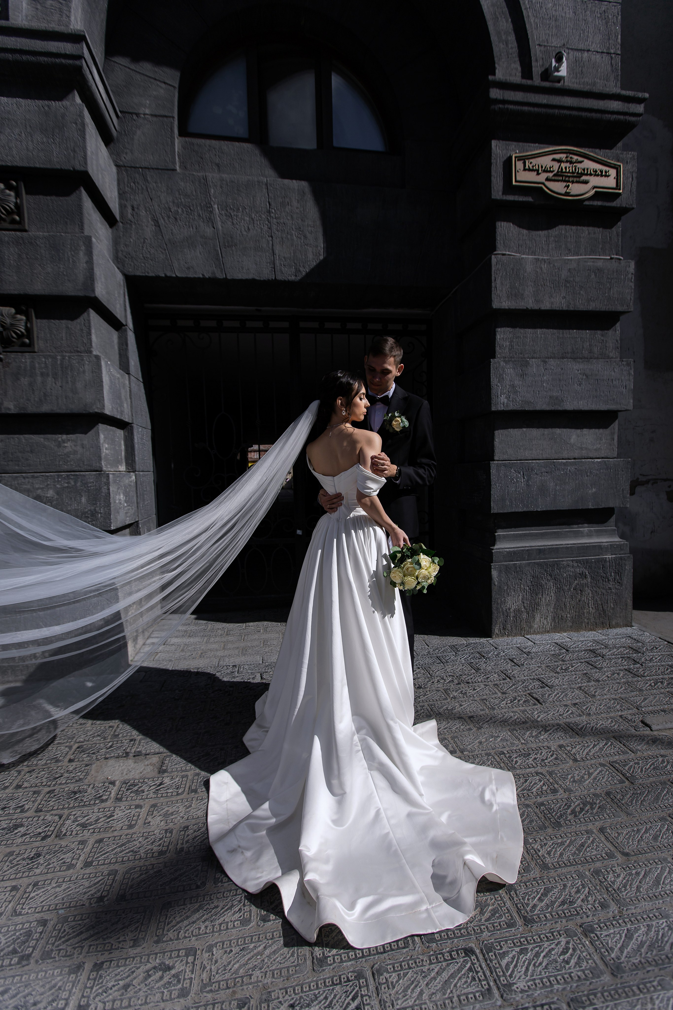 Елена и Егор. Свадебный фотограф в Омске Яна Савина