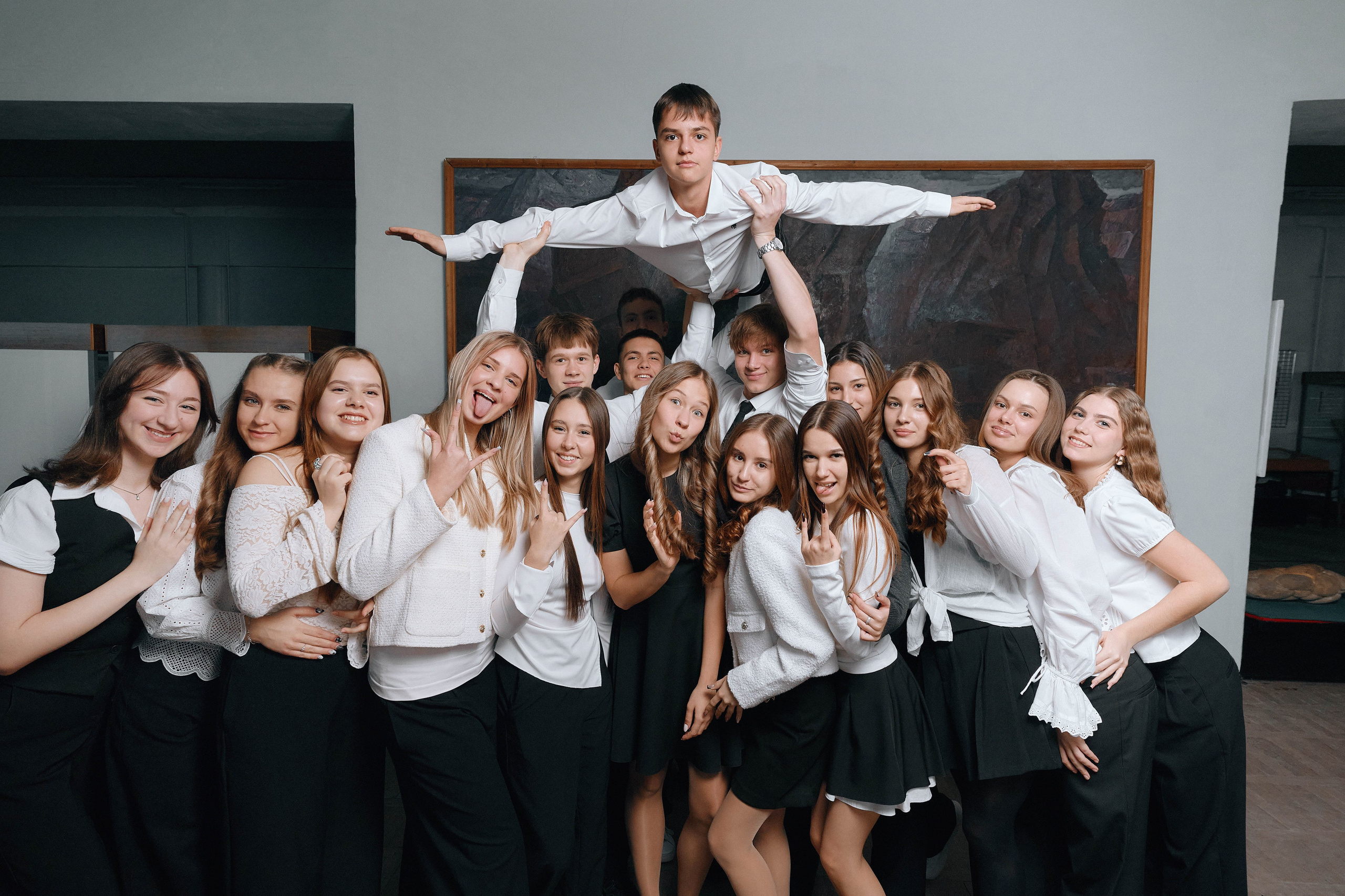 Как проходит съёмка школьников. Выпускные альбомы в Губкине. Фотограф Евгений Брюхович