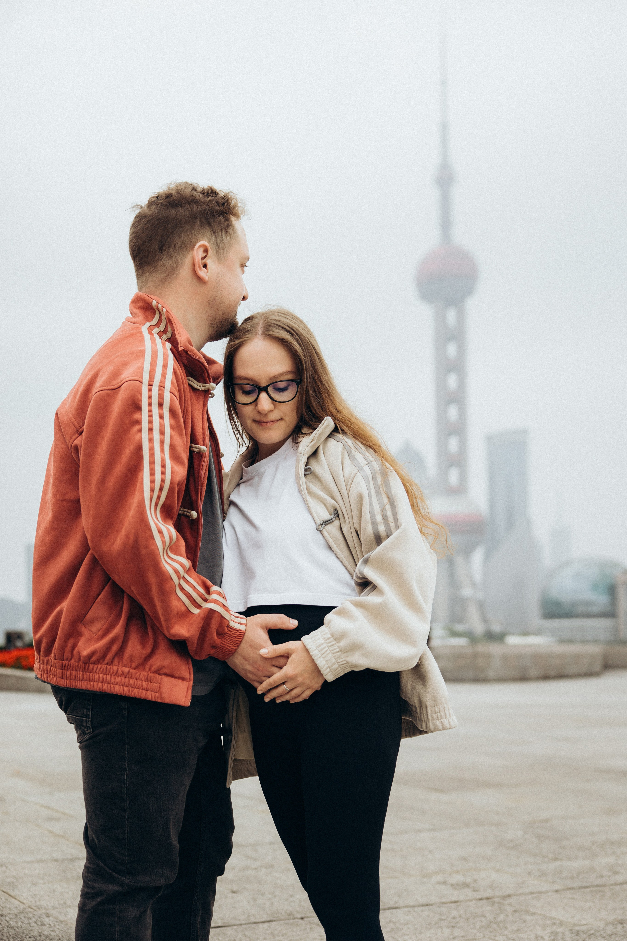 Pregnancy. Family photographer Akulova Natalia in Shanghai, China