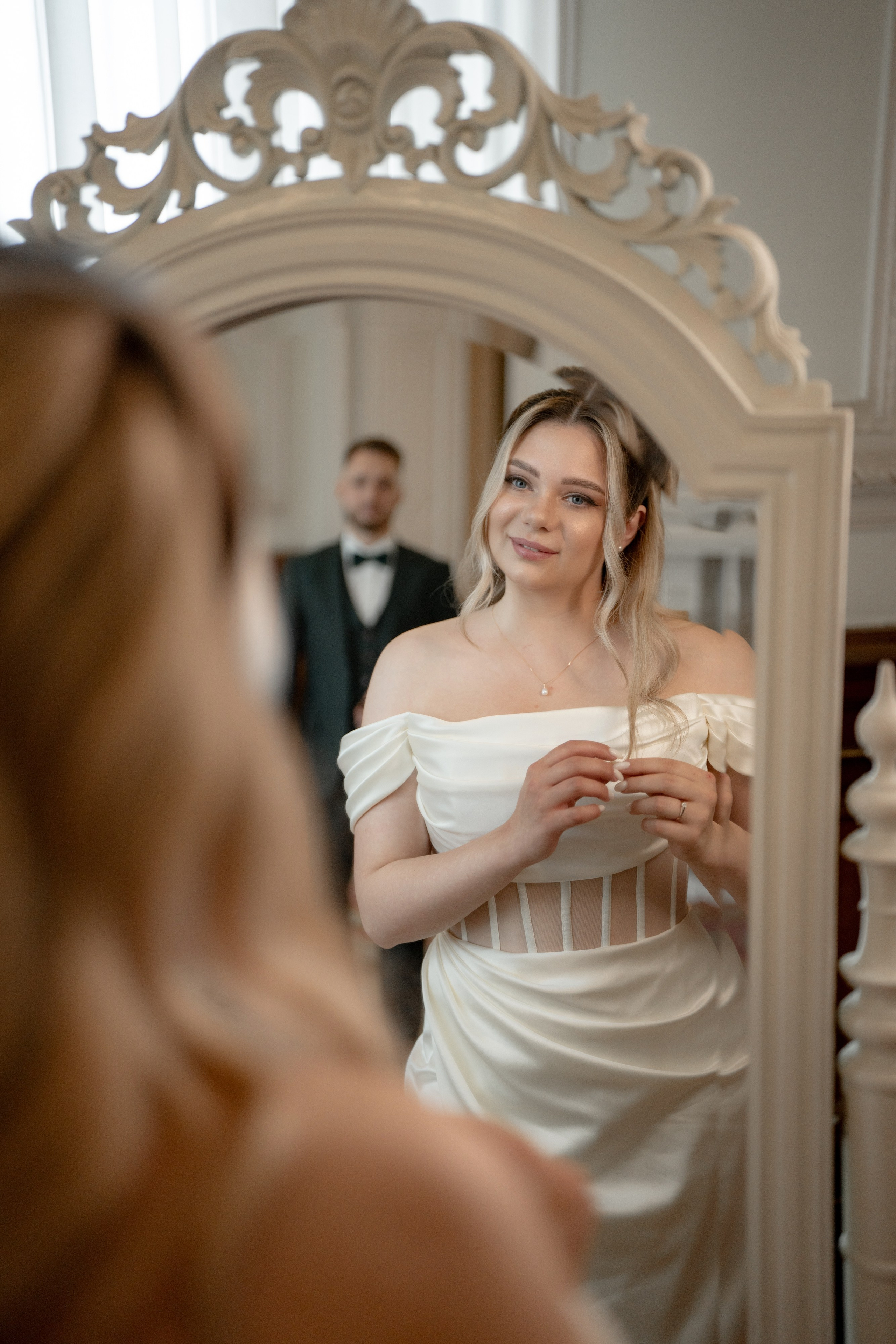 Свадебная фотосессия в отеле Хилтон. Свадебный фотограф Александр Невский в Санкт-Петербурге