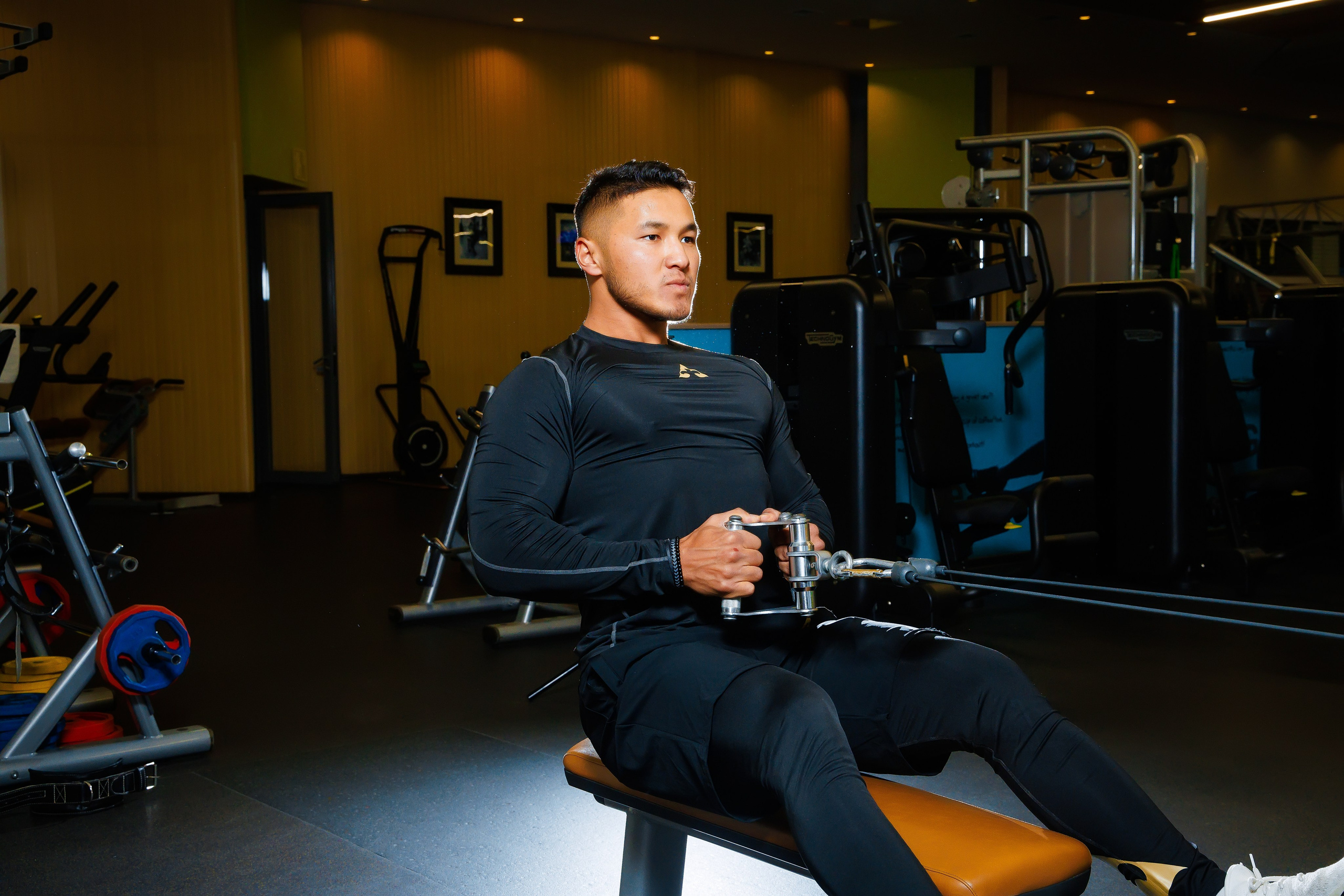 Спорт Зал Fitnespalace. Семейный и Свадебный фотограф в Астане Александр Астапов