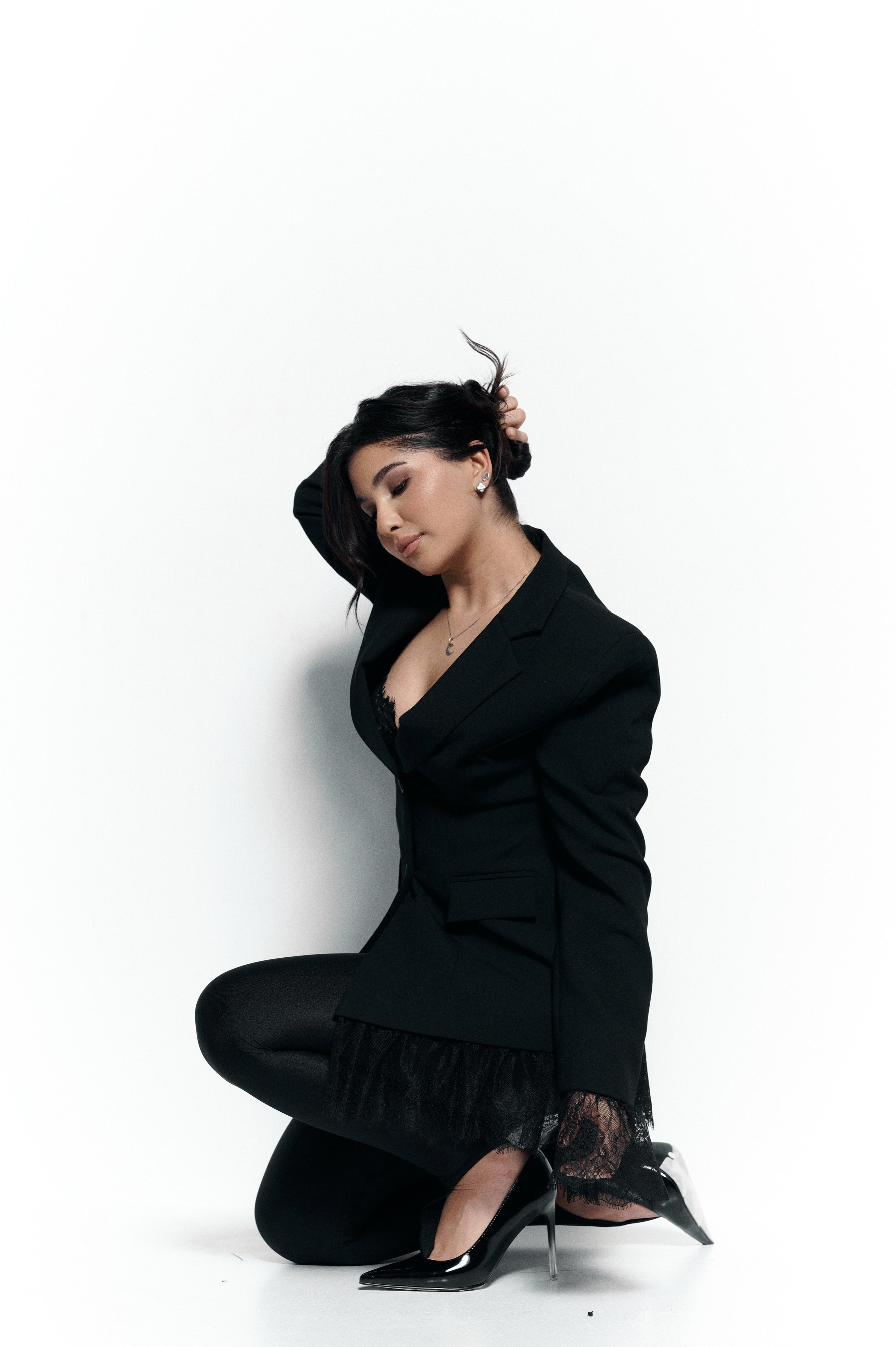 Индивидуальная женская фотосессия с искусственным светом