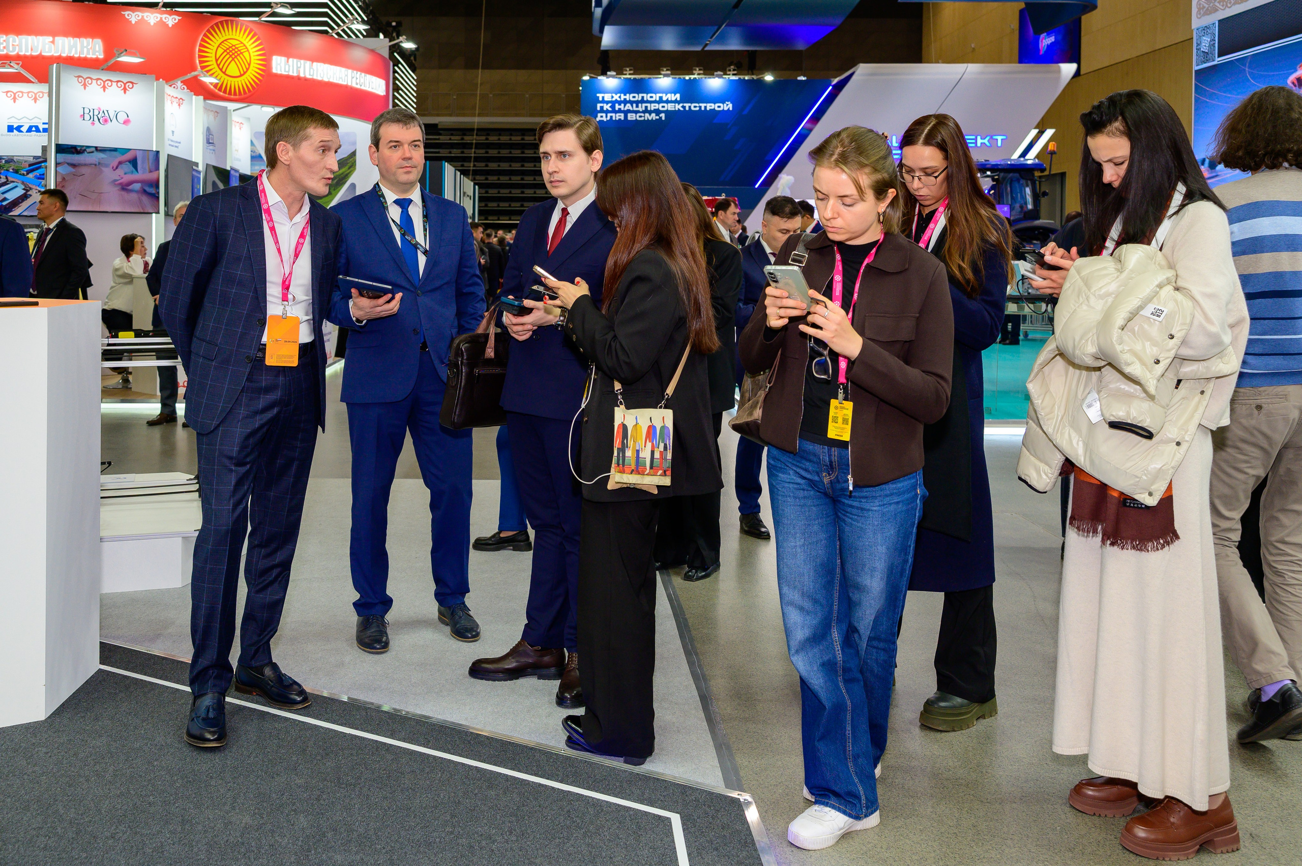 BigindustrialweekBelarus. Фотоуслуги, услуги фотографа, фотографирование важных событий