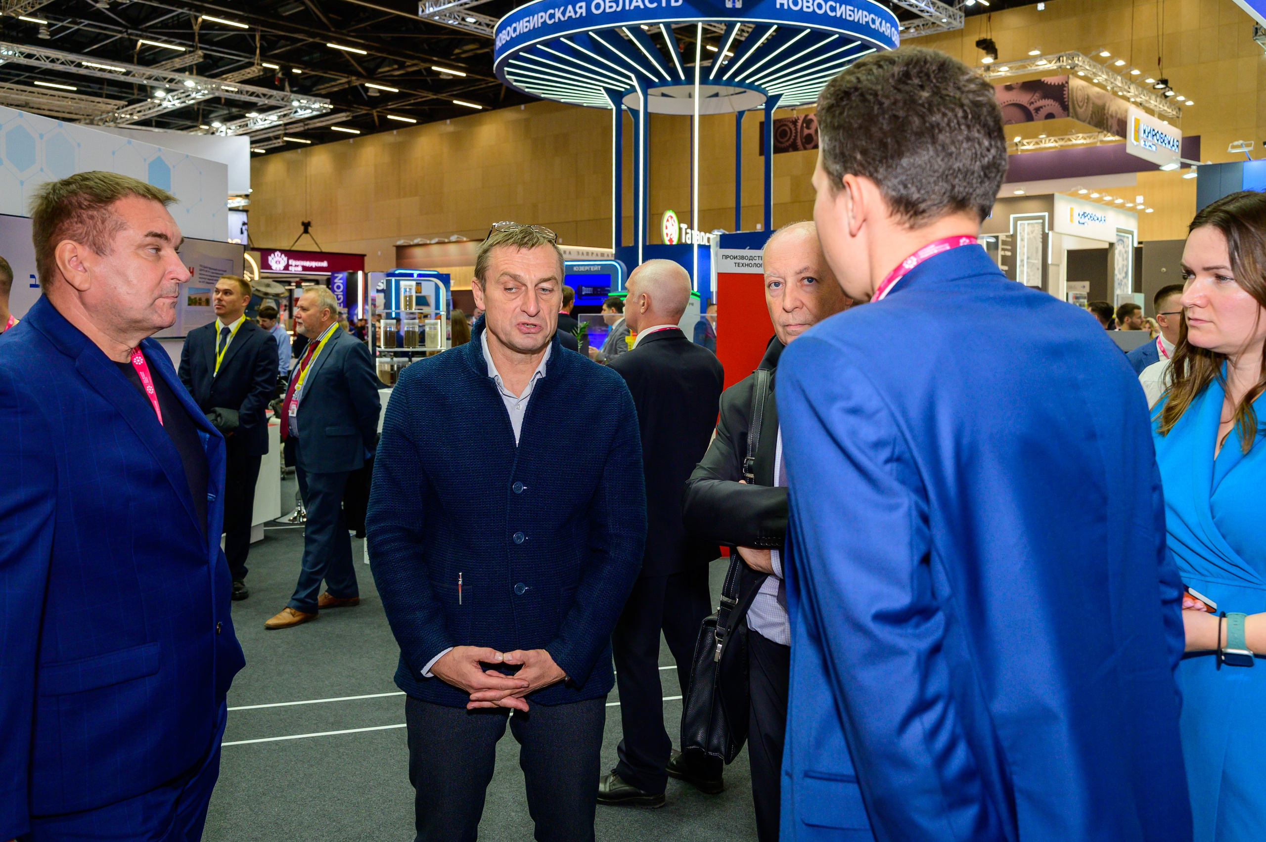 BigindustrialweekBelarus. Фотоуслуги, услуги фотографа, фотографирование важных событий