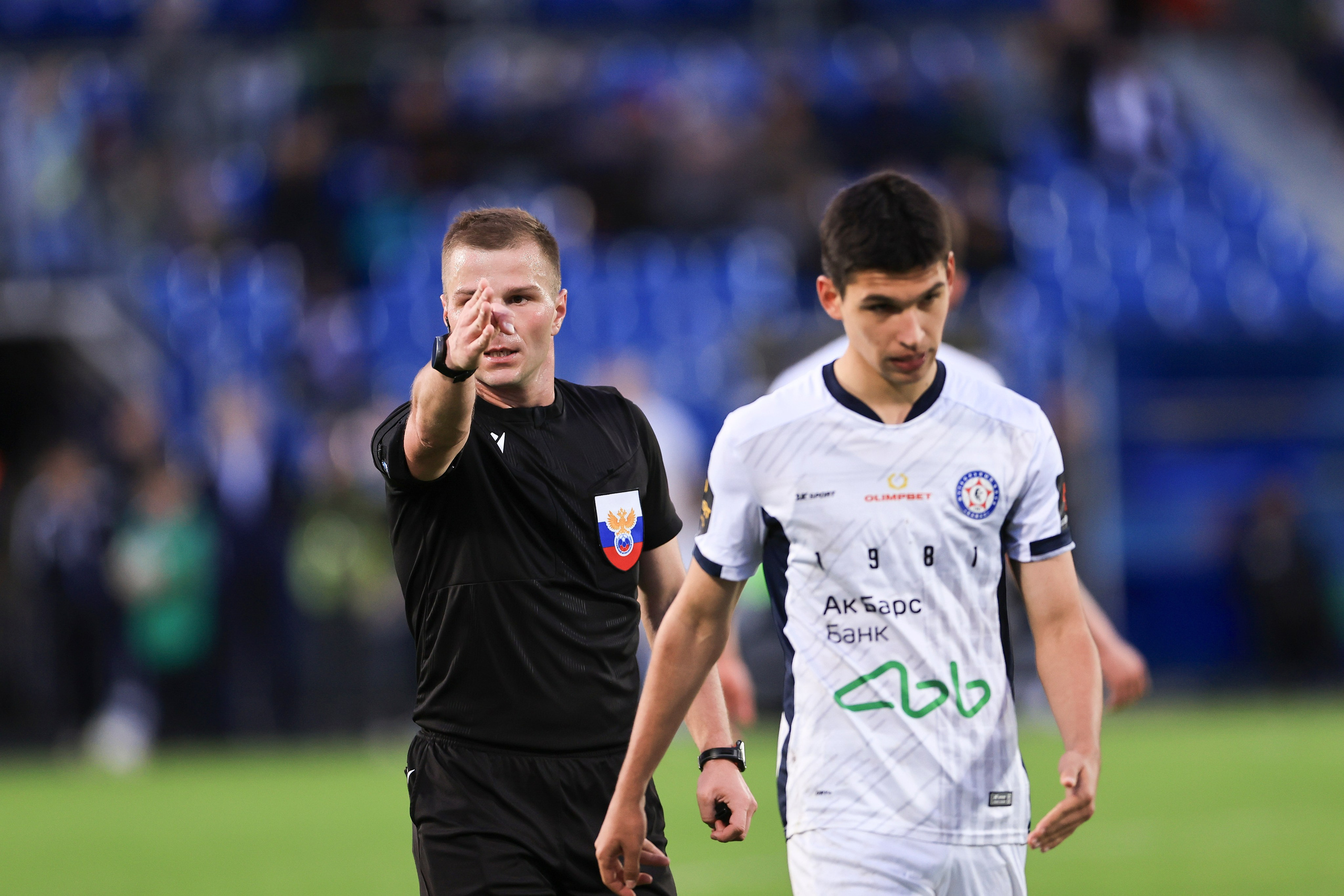 ФК Камаз — ФК Акрон. Спортивный репортажный фотограф Казань Нафис Сиразетдинов