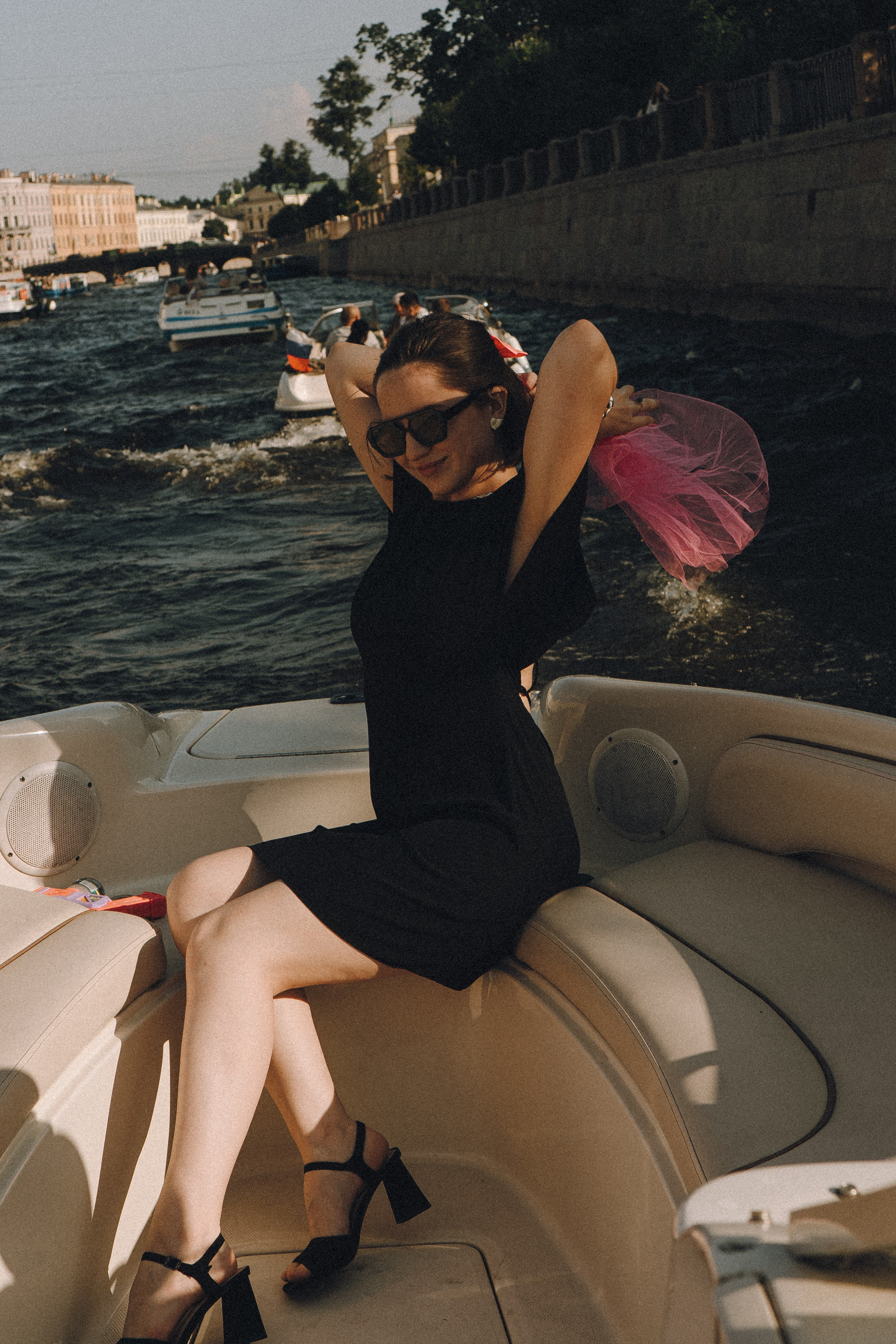 ДЕВИЧНИК НА КАТЕРЕ. Профессиональный фотограф, Санкт-Петербург — Виктория Богомолова