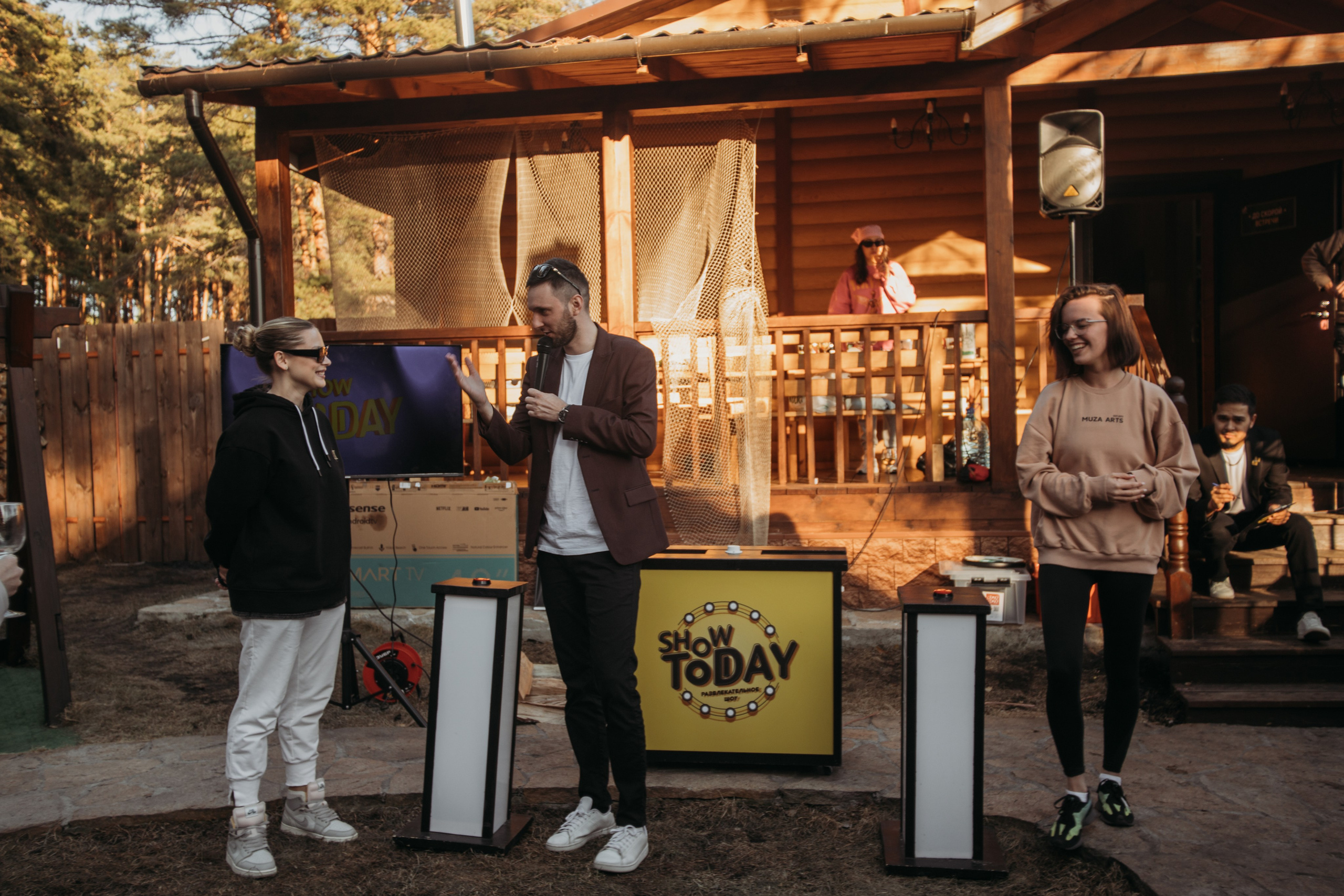 Корпоратив Muza_Arts. Венера Гайн. Репортажный фотограф  Тюмень. Обучение фотографии с 0