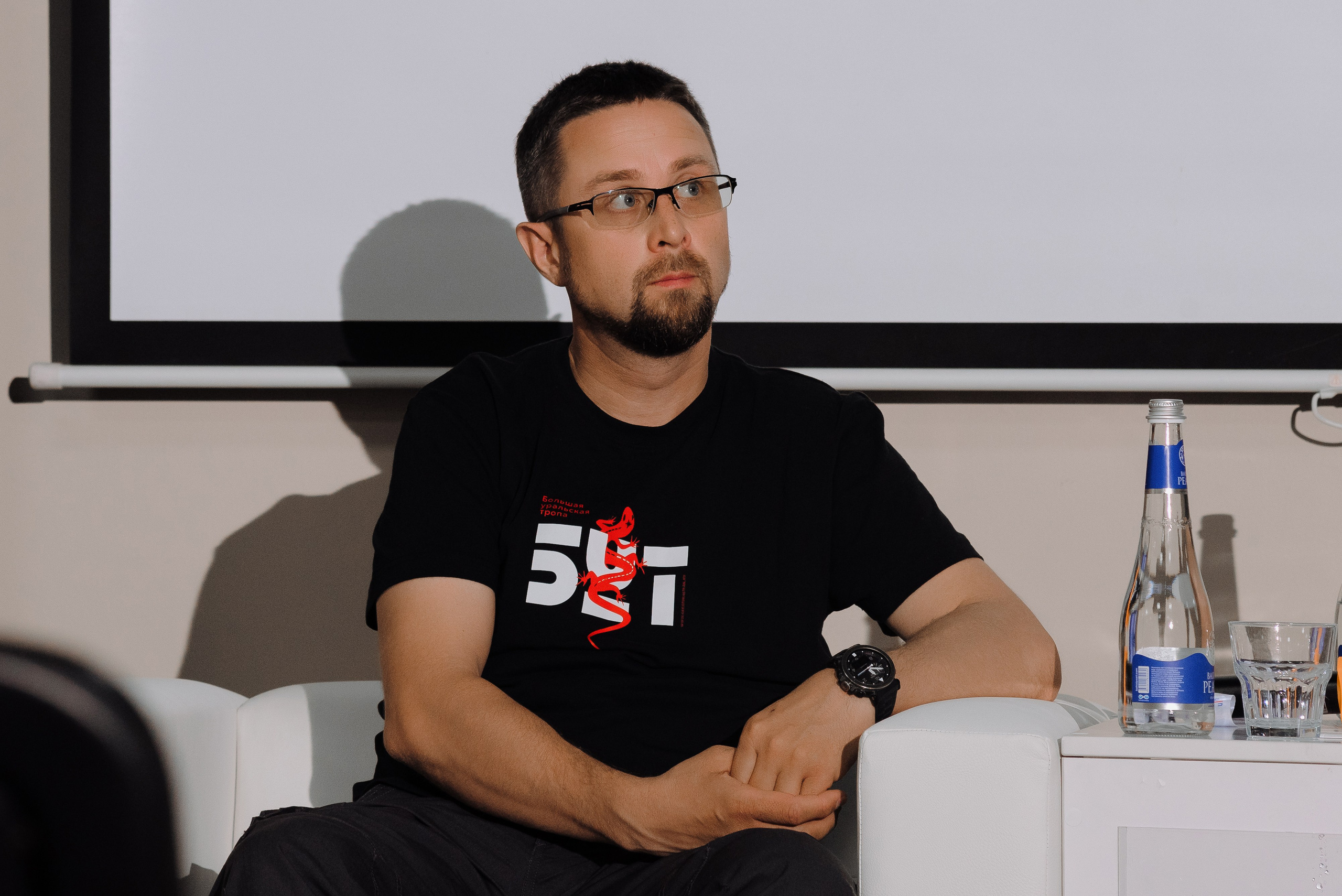 ОБЛАСТНАЯ КОНФЕРЕНЦИЯ «РАЗВИТИЕ ТУРИЗМА В ЧЕЛЯБИНСКОЙ ОБЛАСТИ». Репортажный фотограф Зуев Роман г. Челябинск