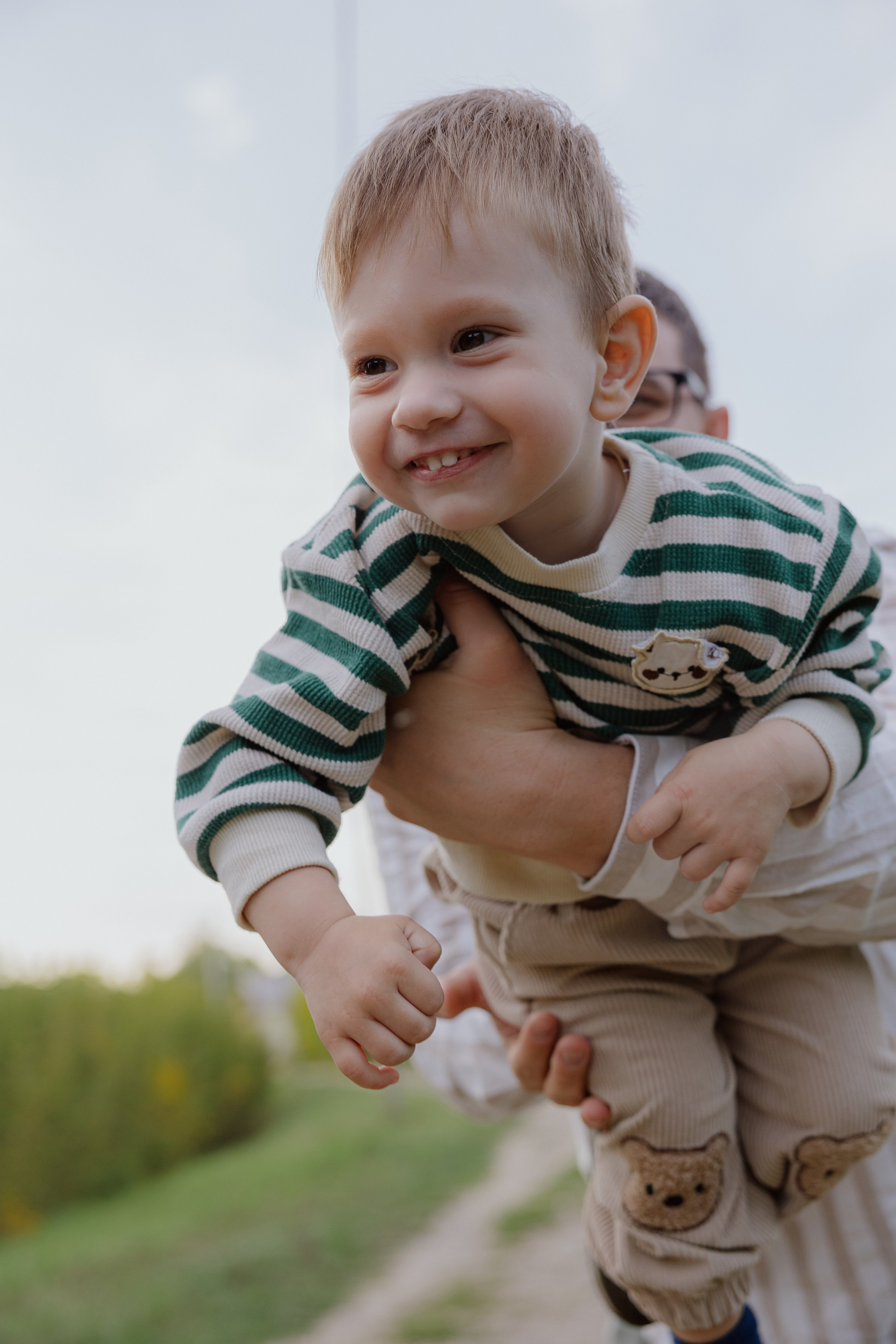 Семейная прогулка на бульваре в Кинешме. Артем Розанов фотограф в Иванове фотограф в Кинешме