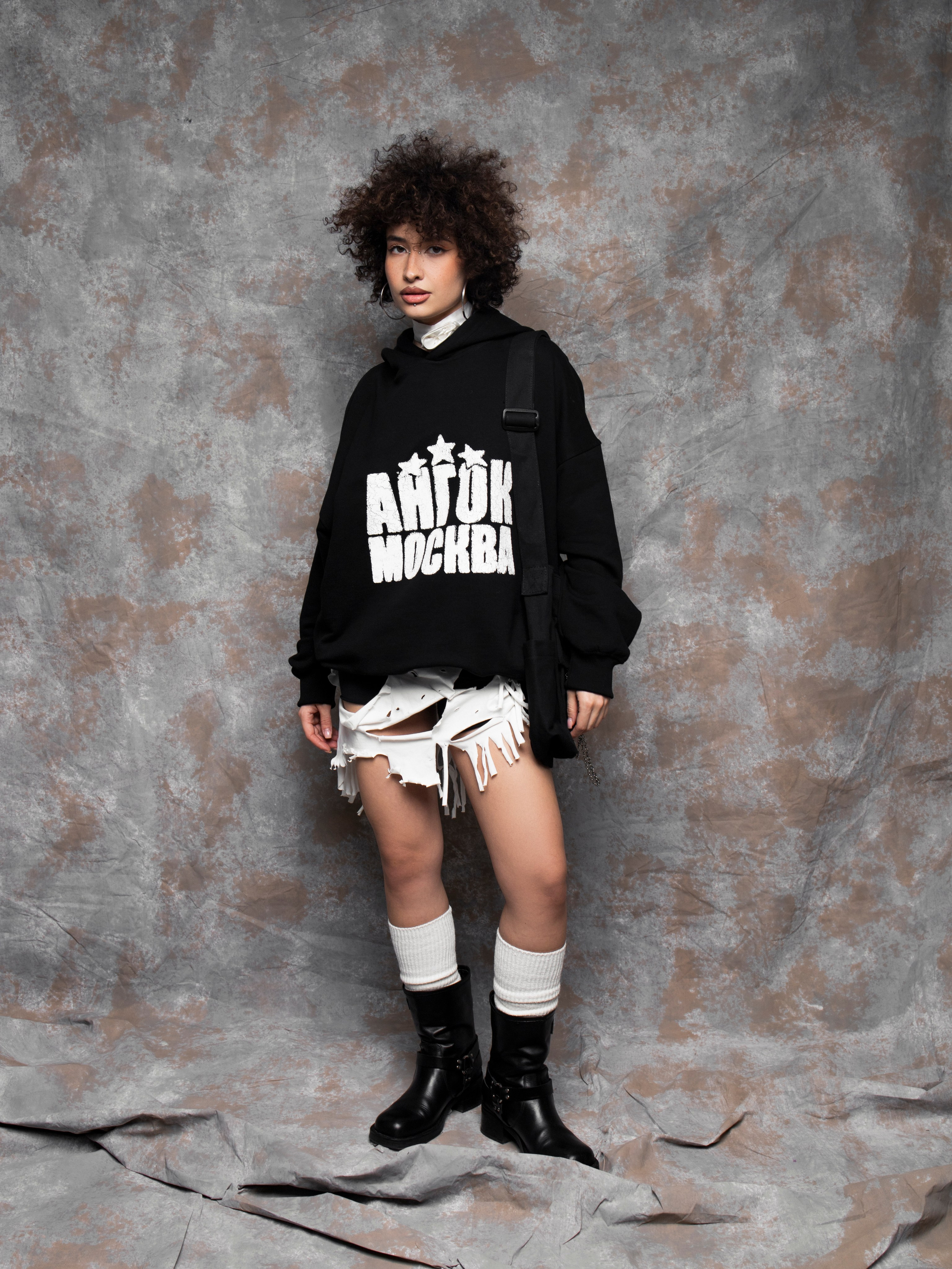 ЛУКБУК. RUNA production — стильные съемки для брендов