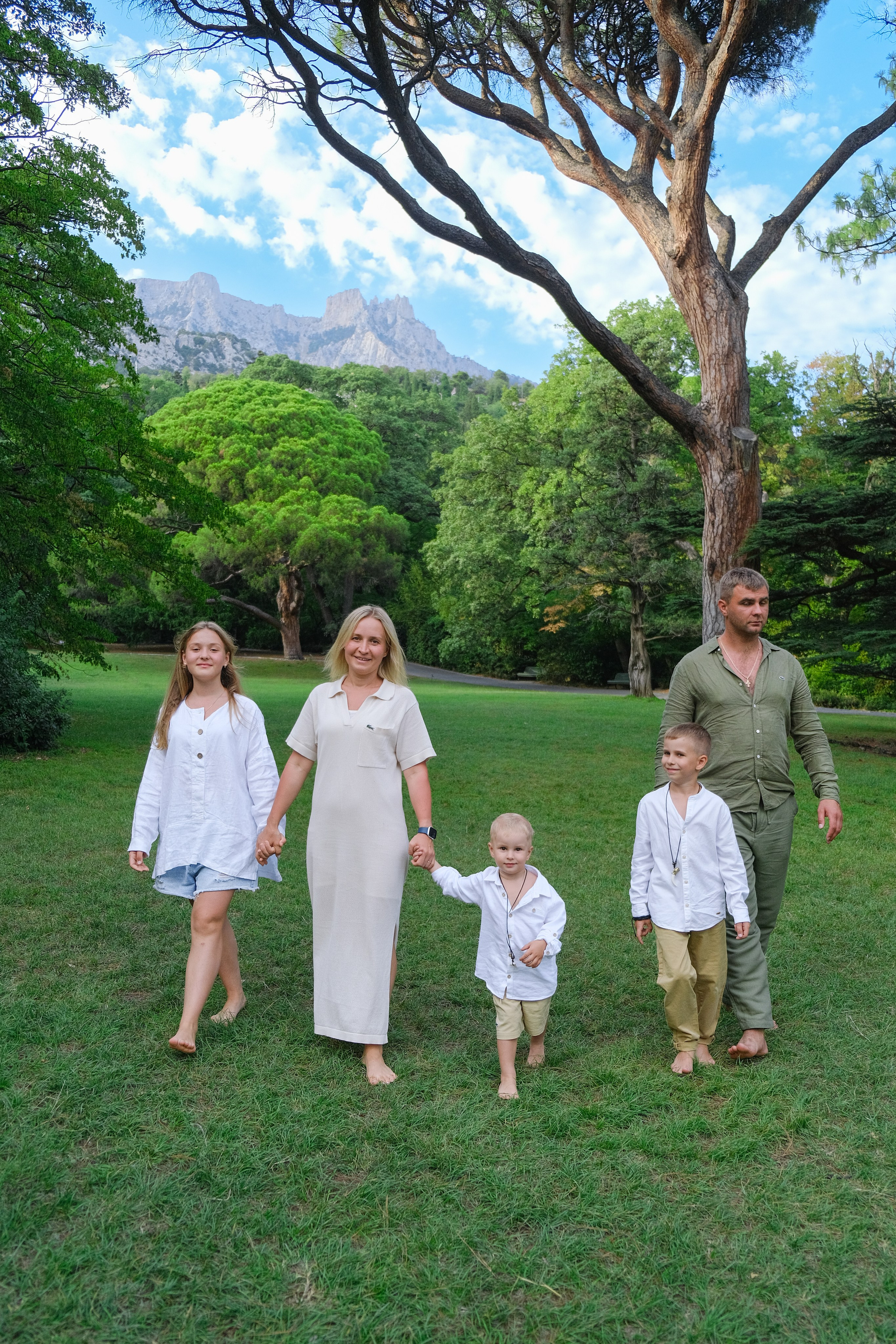 Разные фото семейные. Профессиональная фотосъемка в Крыму. Натуральные эмоции и живые кадры. Забронируйте дату прямо сейчас!