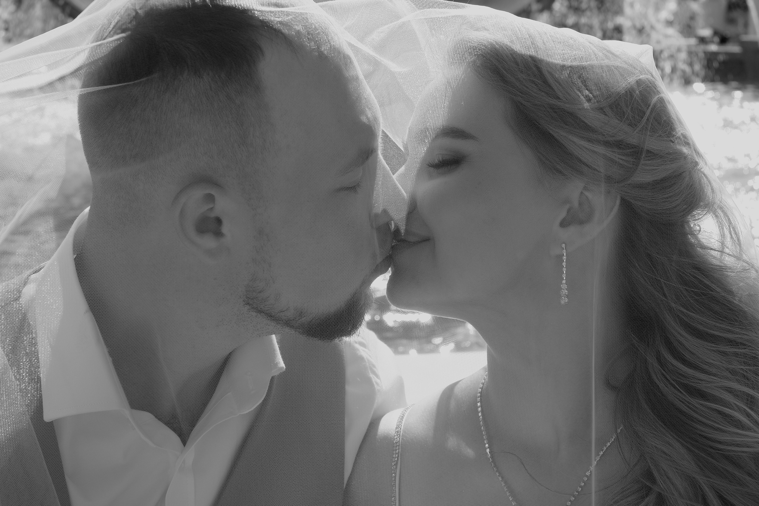 Свадебная фотосессия в Новом Херсонесе и Фиоленте. Профессиональная фотосъемка в Крыму. Натуральные эмоции и живые кадры. Забронируйте дату прямо сейчас!