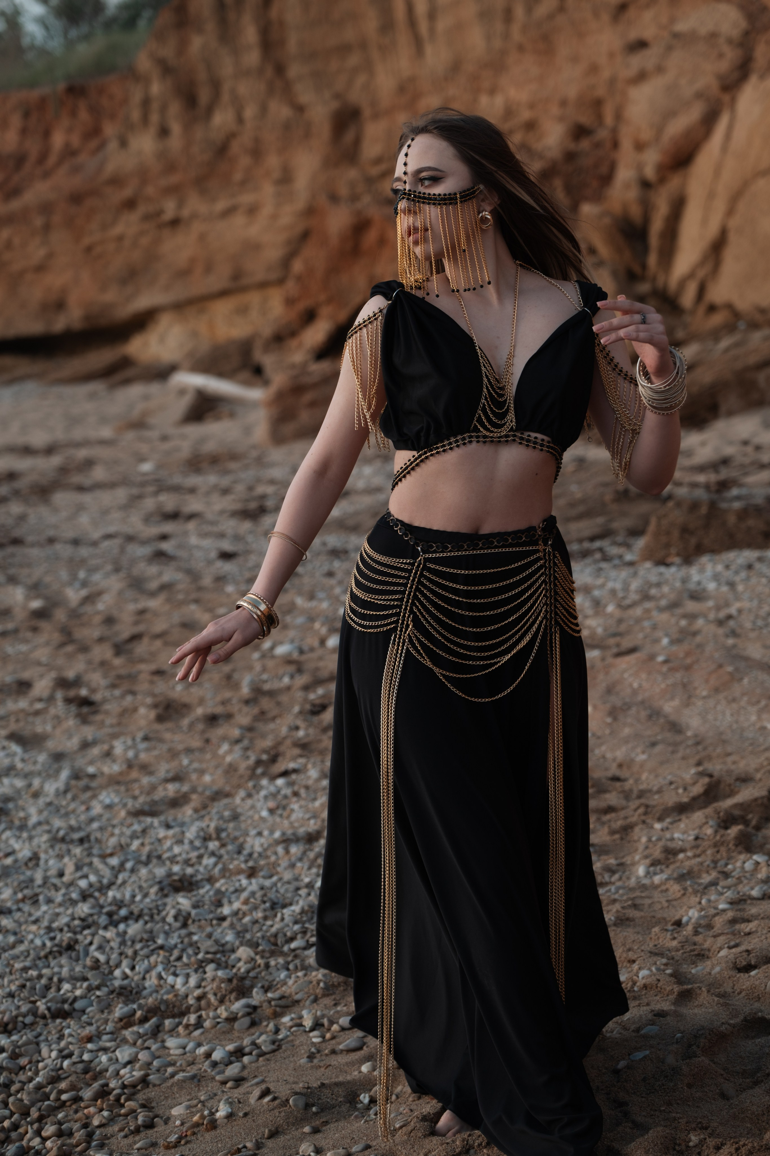 Арабская Эстетика. Профессиональная фотосъемка в Крыму. Натуральные эмоции и живые кадры. Забронируйте дату прямо сейчас!