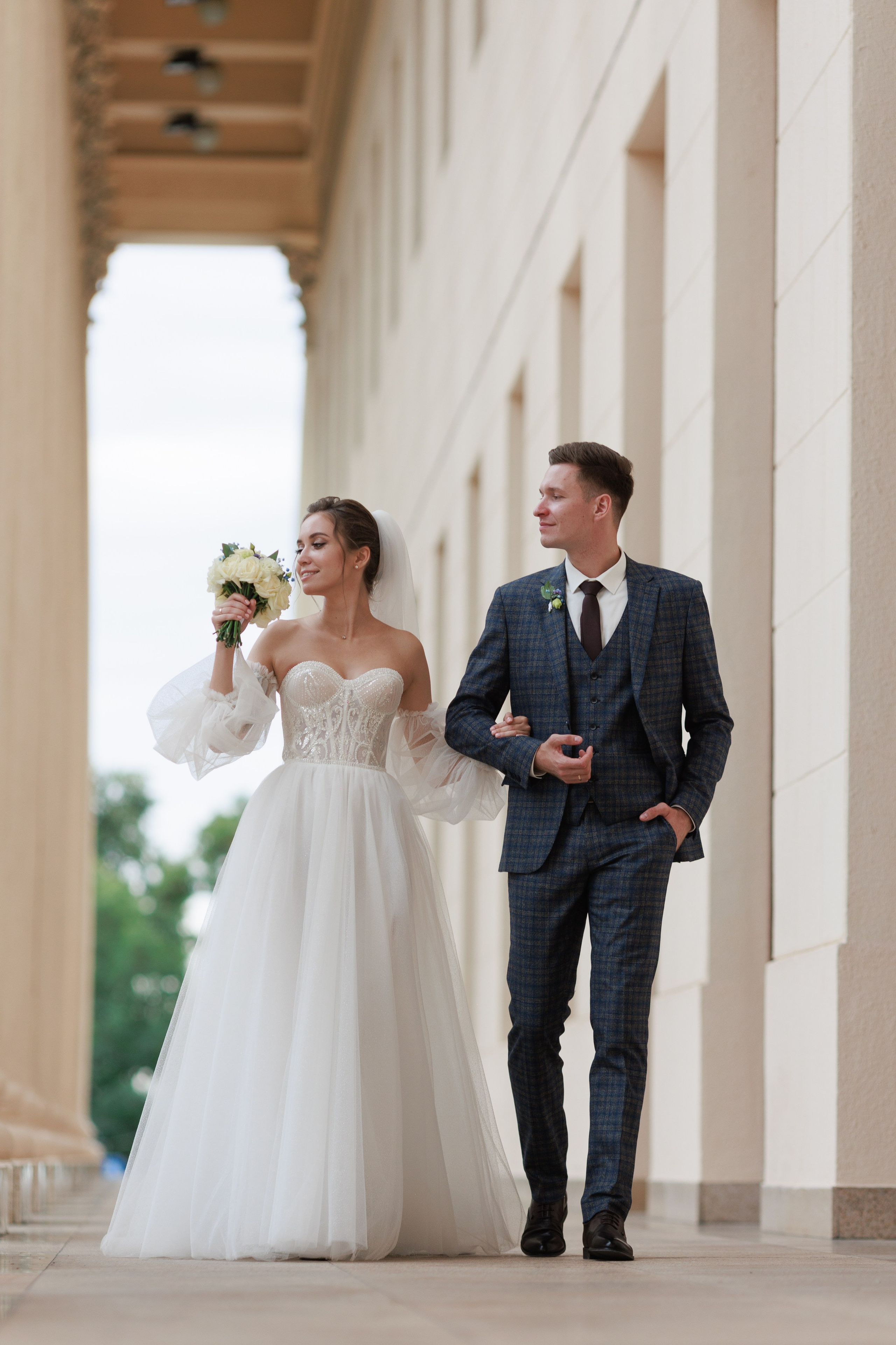 Зимний театр. Свадебный портретный фотограф видеограф Кирилл Соборный в Сочи Адлере