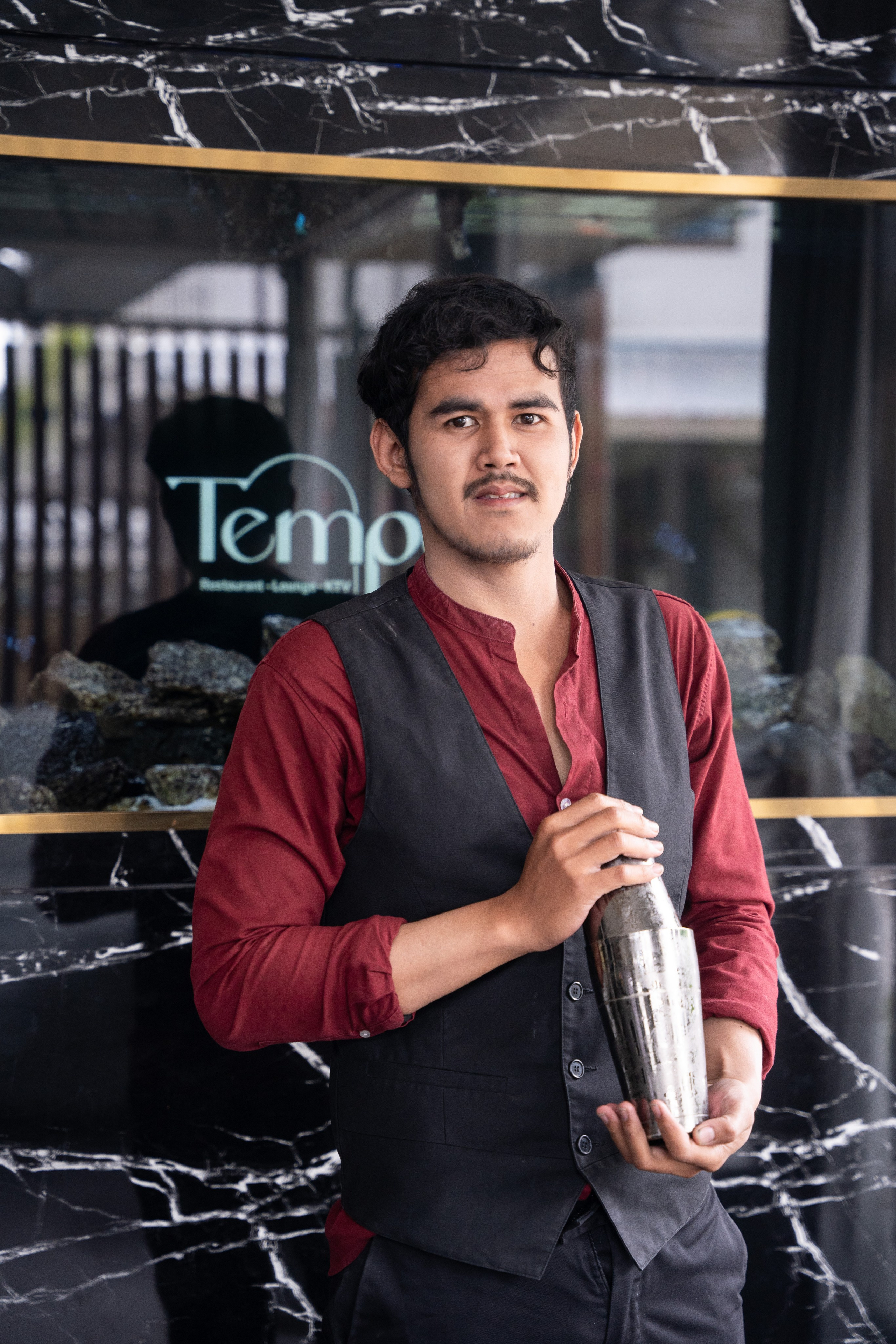 TEMPO KARAOKE. Brand designer | photographer | model