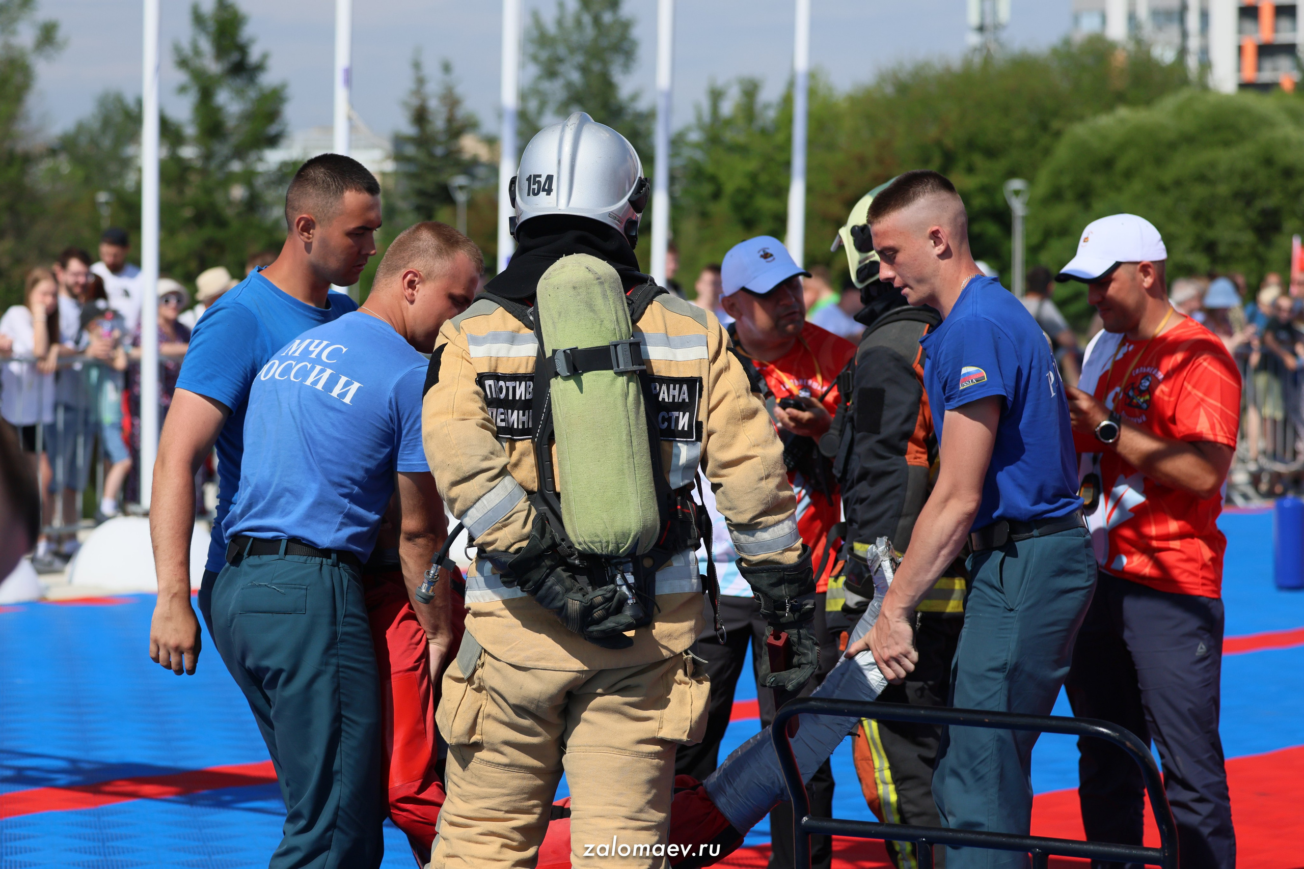 Сильнейший пожарный. Фотограф Александр Заломаев
