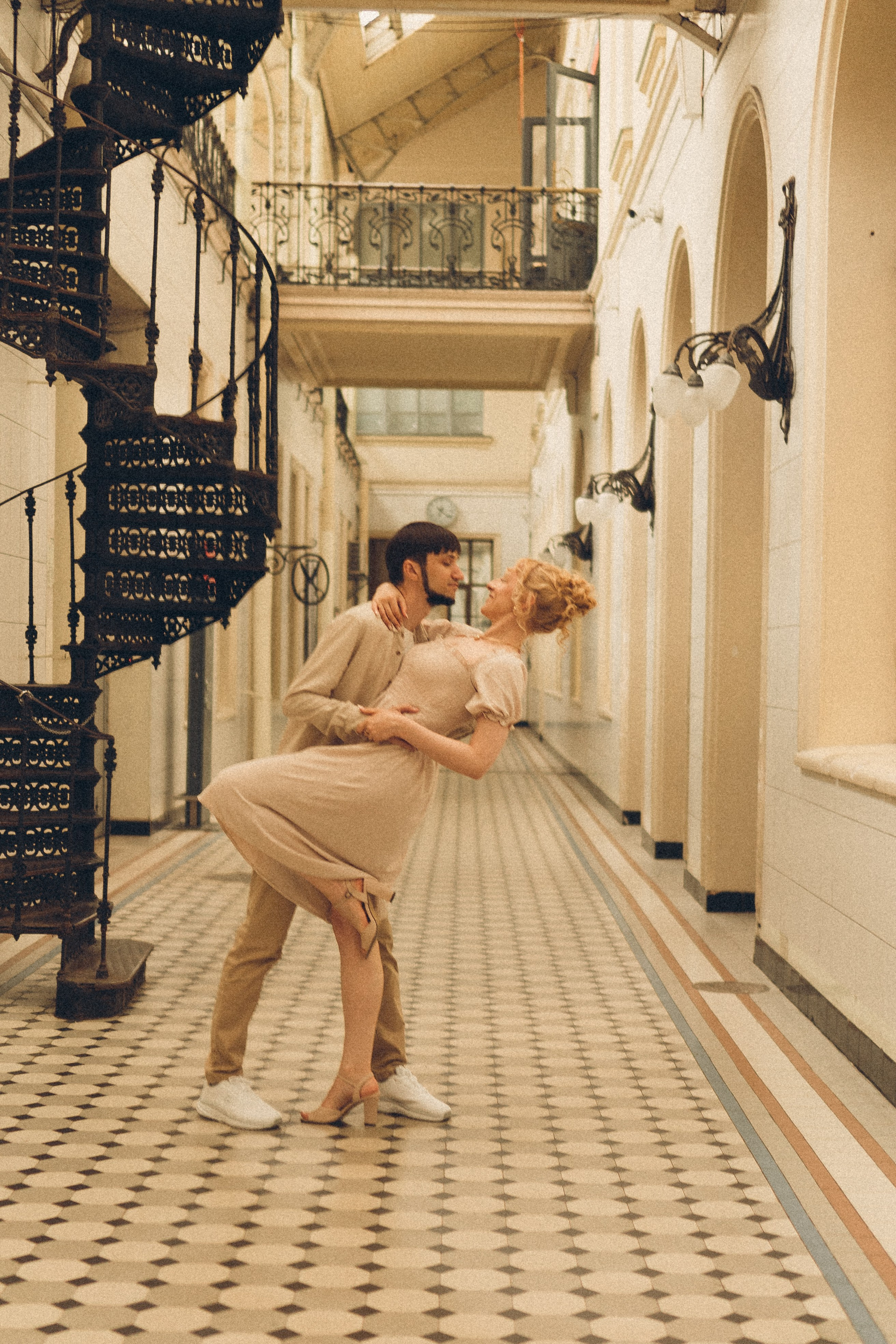 ПРОГУЛКА НА ВИТЕБСКОМ ВОКЗАЛЕ. Профессиональный фотограф, Санкт-Петербург — Виктория Богомолова