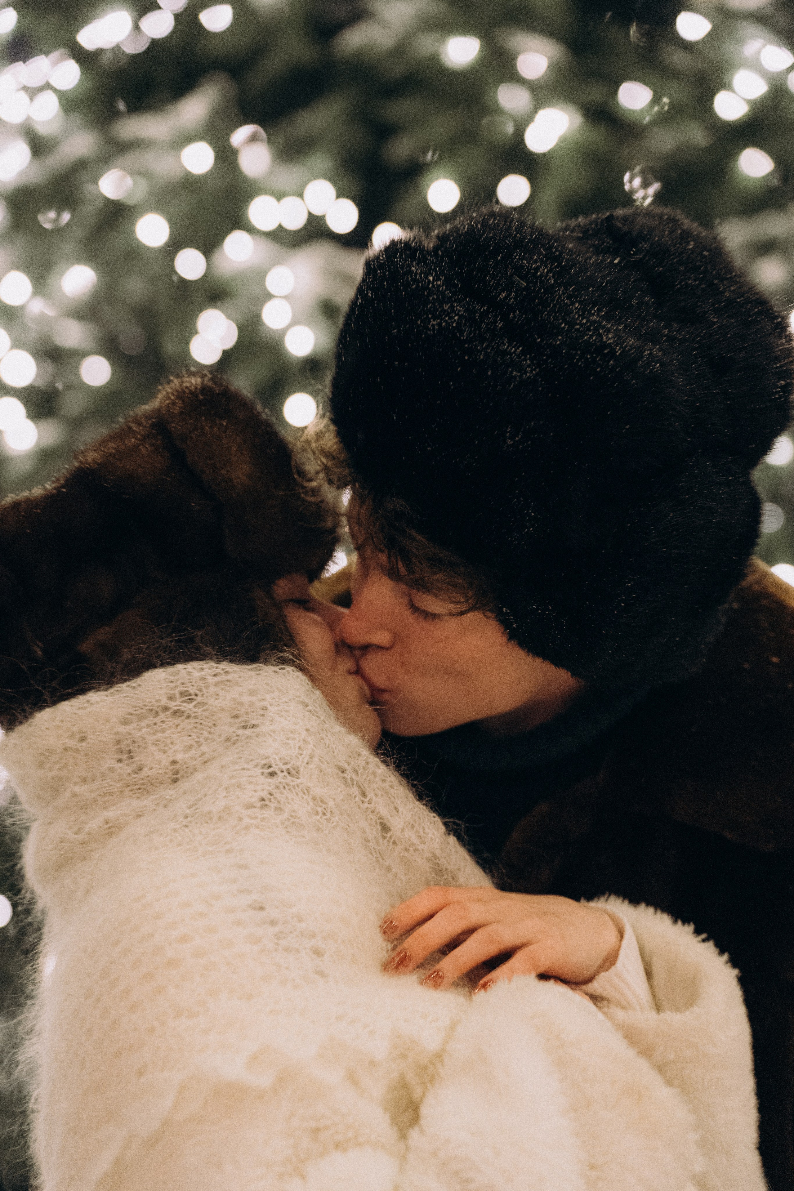 НОВОГОДНЯЯ ПРОГУЛКА ПАРЫ ПО ЧЕРНЫШЕВСКОЙ ПЕРЕД НОВЫМ ГОДОМ. Профессиональный фотограф, Санкт-Петербург — Виктория Богомолова