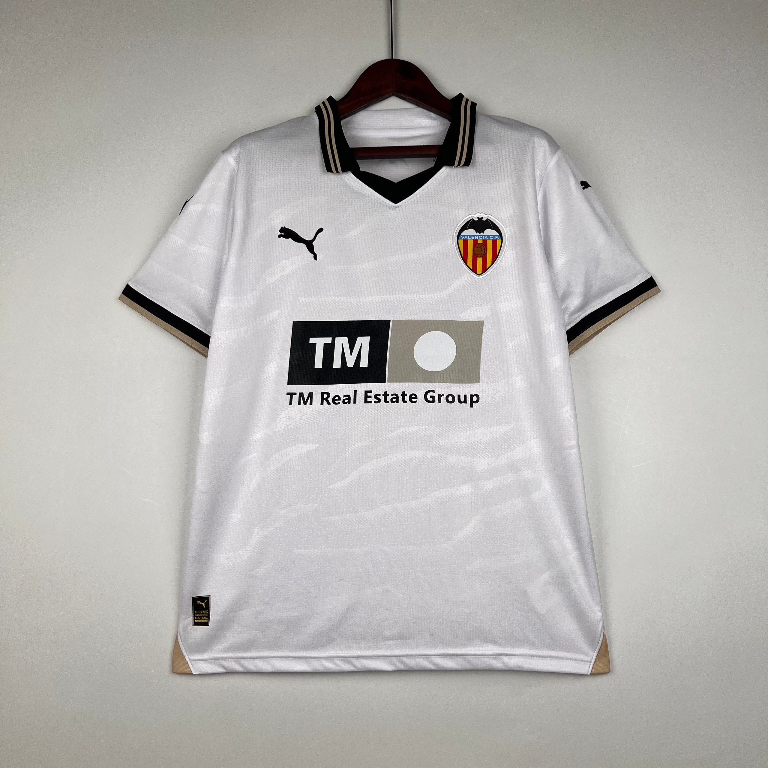 Домашняя джерси Valencia 2023/2024. Футбольный магазин — ssw_magazin