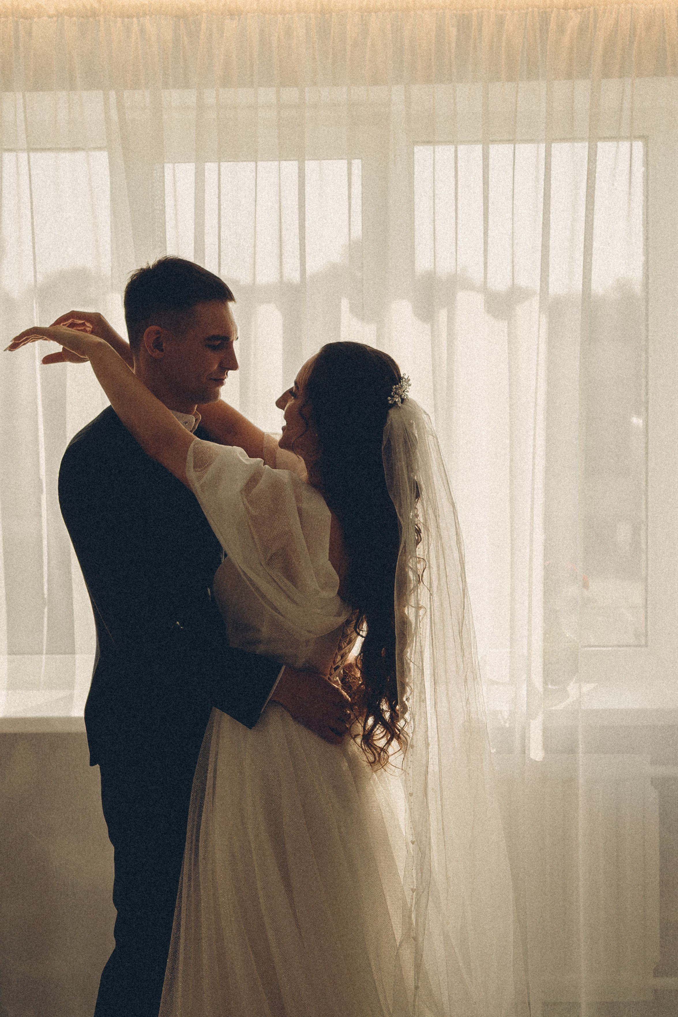 СВАДЕБНАЯ СЬЕМК В ПАРКЕ 300-ЛЕТИЯ. Профессиональный фотограф, Санкт-Петербург — Виктория Богомолова