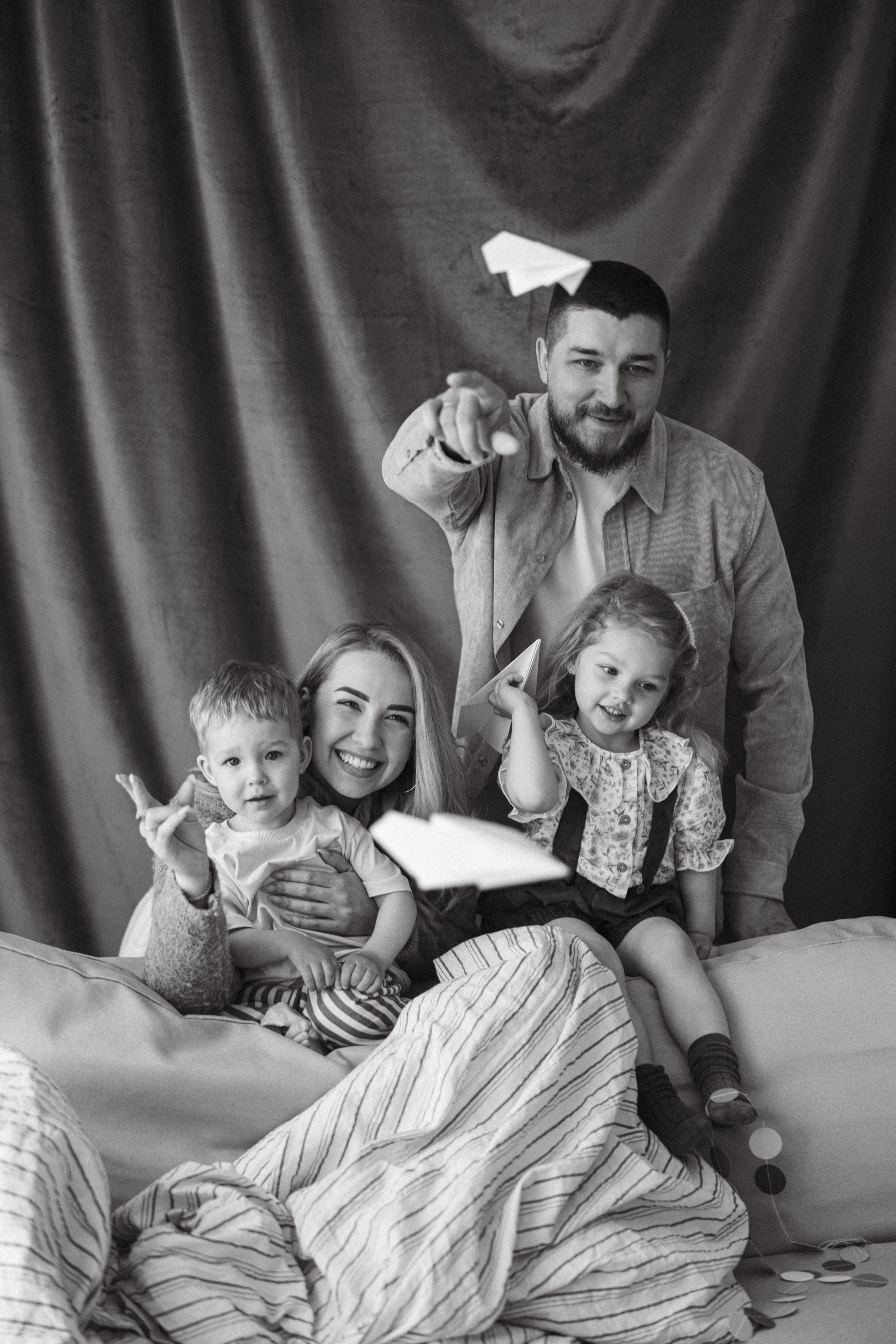 Семейная фотосессия в фотостудии «Mestone», город Краснодар. Семейный и детский фотограф в Краснодаре Анна Трашкова