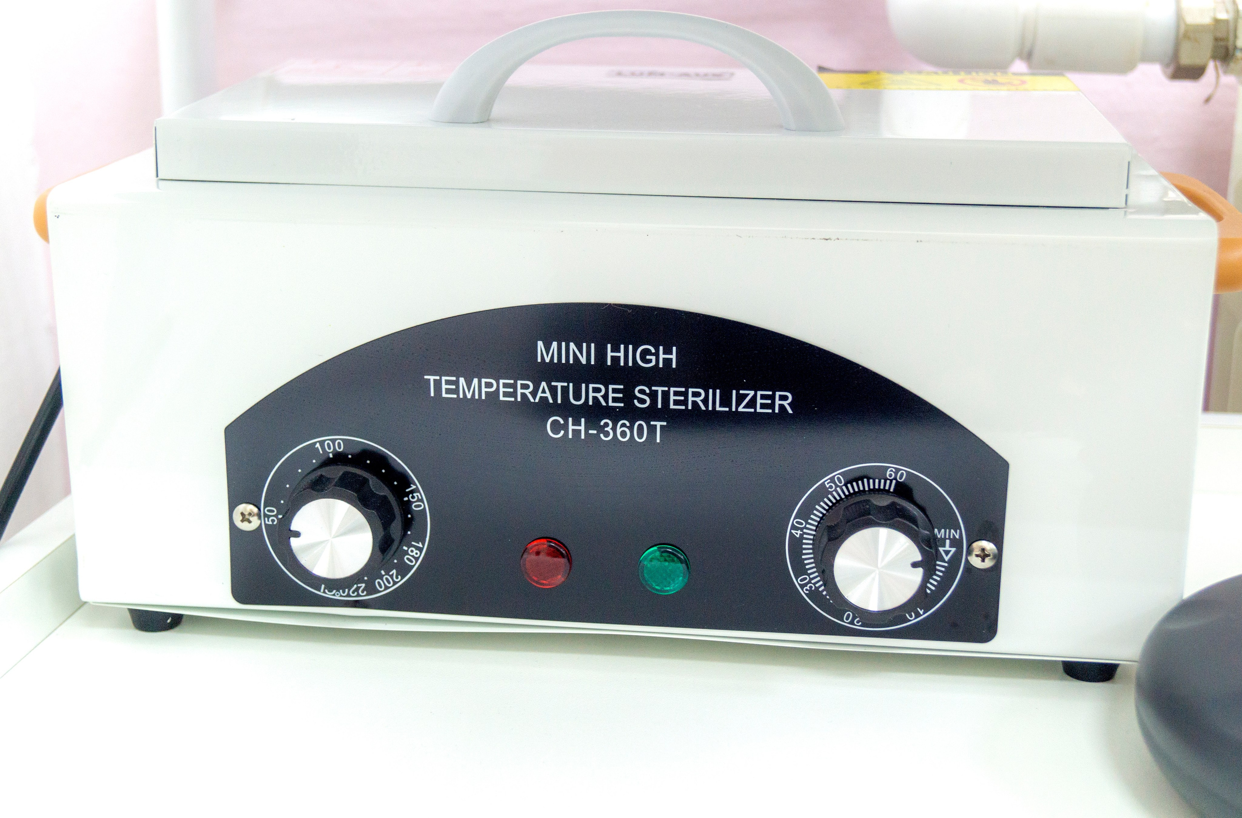 Съёмка в центре лазерной эпиляции. Интерьерный и портретный фотограф в Екатеринбурге Андрей Калинин