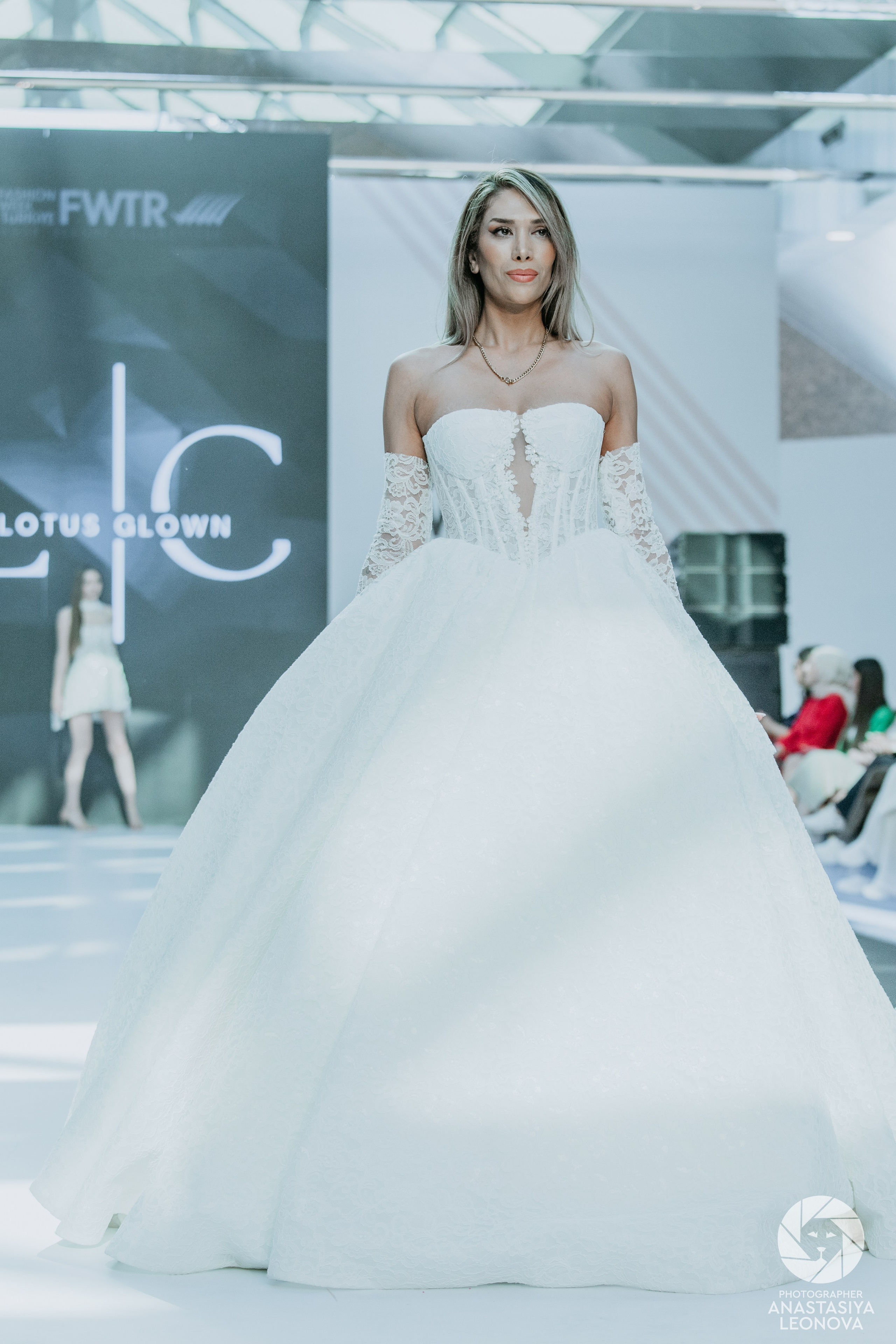 Fashion Week Türkiye [spring, 2025]. Anastasia Leonowa